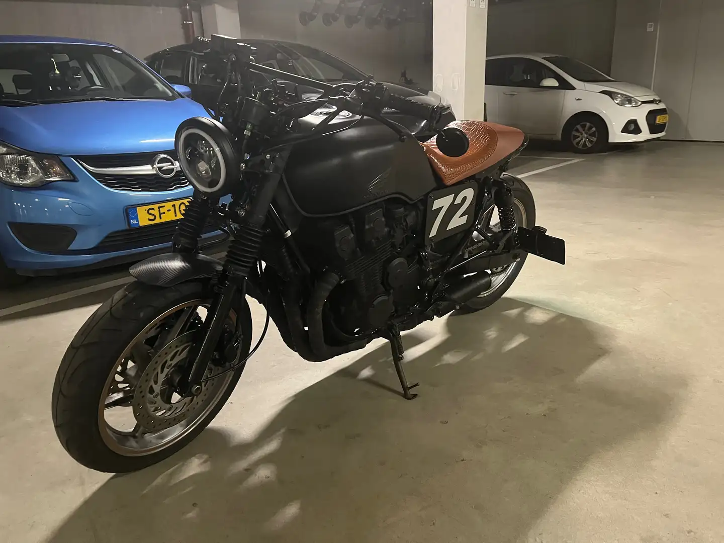 Honda CB 750 Caferacer Noir - 1