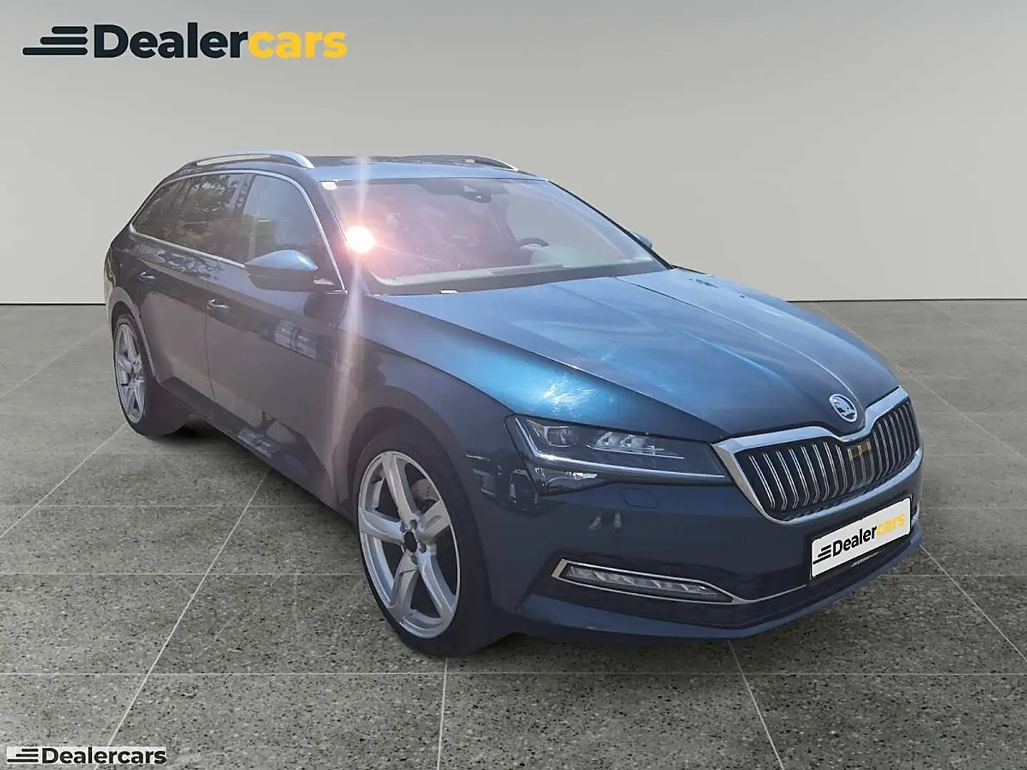 Skoda Superb Kombi 2,0 TSI 4x4 Style DSG - 16900 NETTO EXPOR... Blau - 2