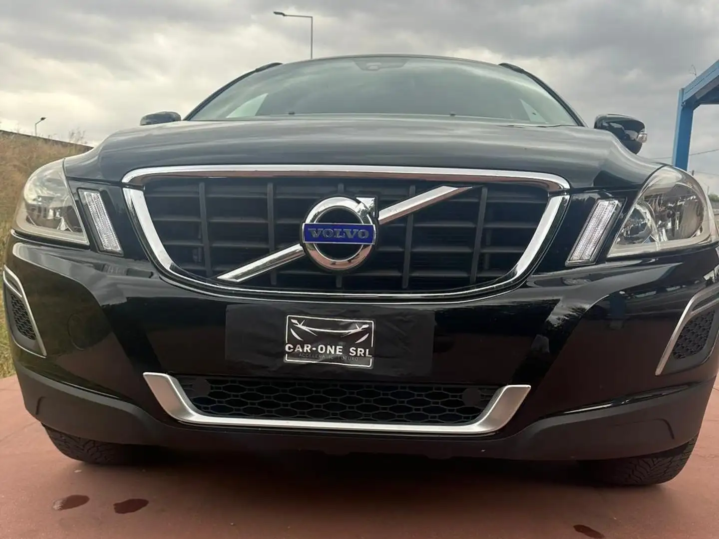 Volvo XC60 XC60 2.0 SUMMUM 136cv GEARTRONIC FULL OPTIONALS Nero - 1