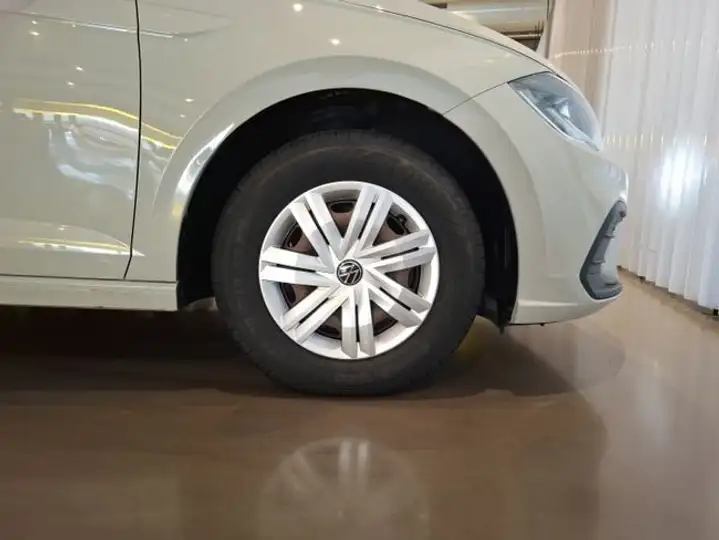 Volkswagen Polo 2022, foto 3