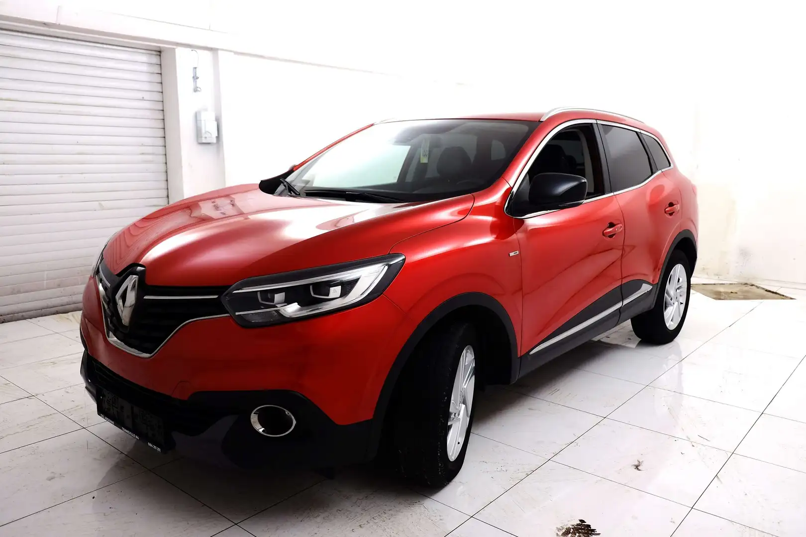 Renault Kadjar 1.2 TCe Bose Edition EDC AUTOMATIQUE Rouge - 2