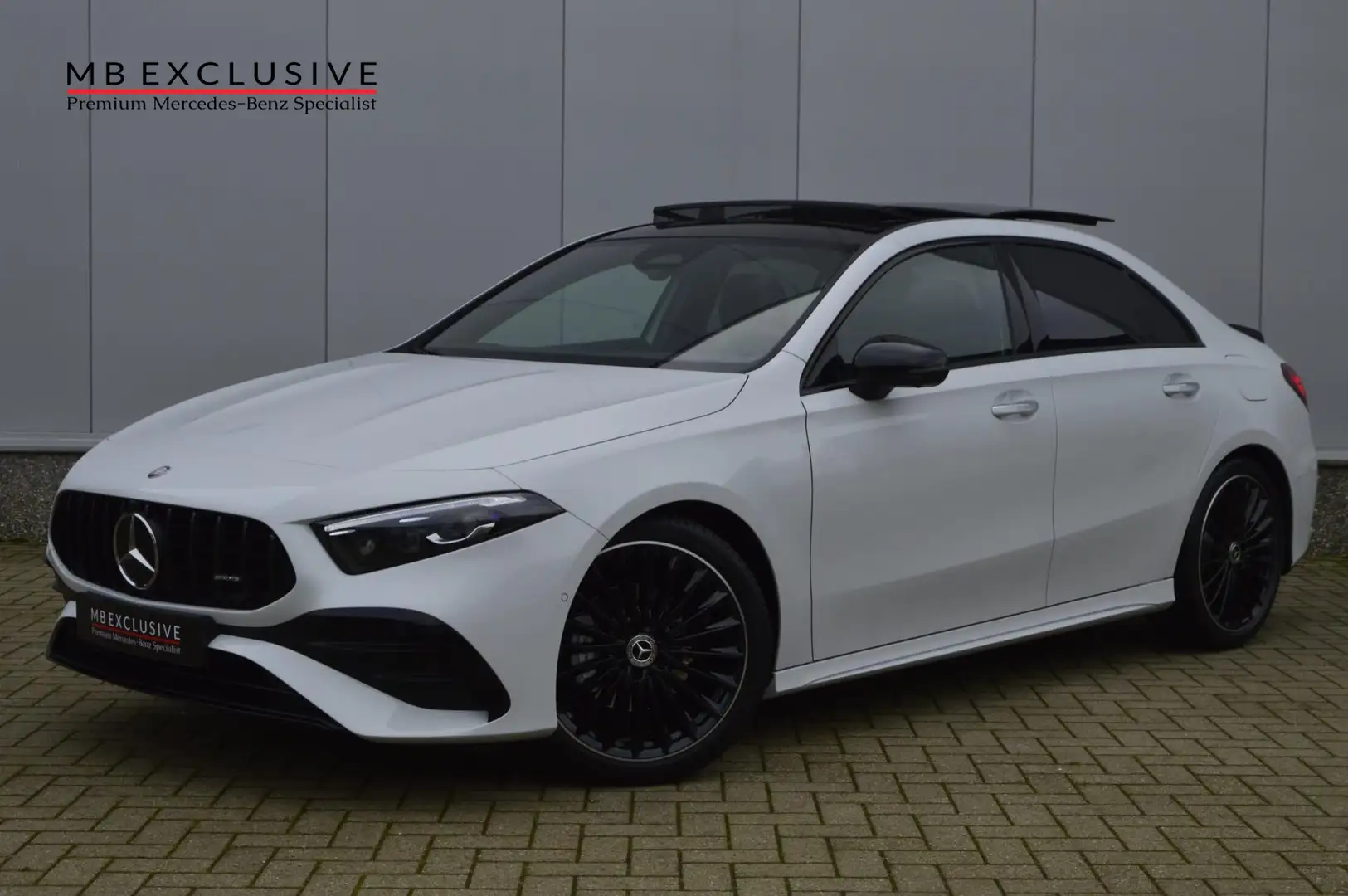 Mercedes-Benz A 180 AMG Limo Night Edition1 AUT7 2023 Wit - 1