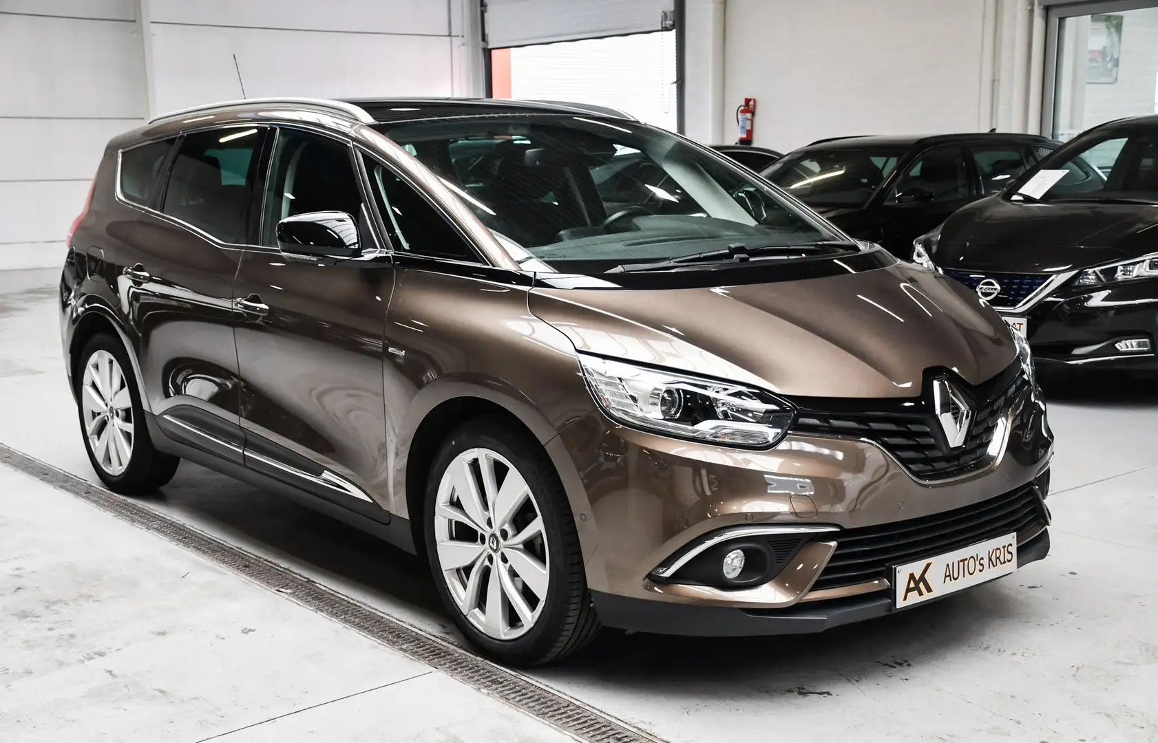 Renault Grand Scenic 1.33 TCe Limited 7pl - NAVI / CAMERA / PANO / PDC Brun - 2