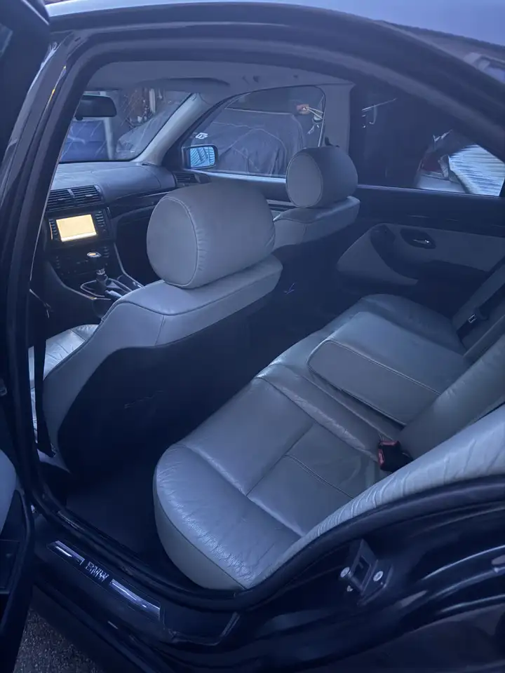 BMW 525i, foto 2