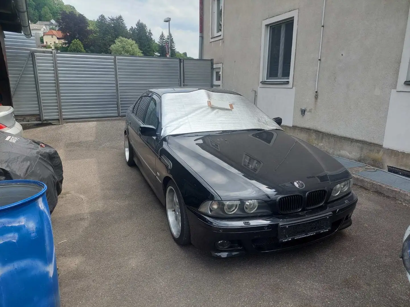 BMW 525 525i - 1