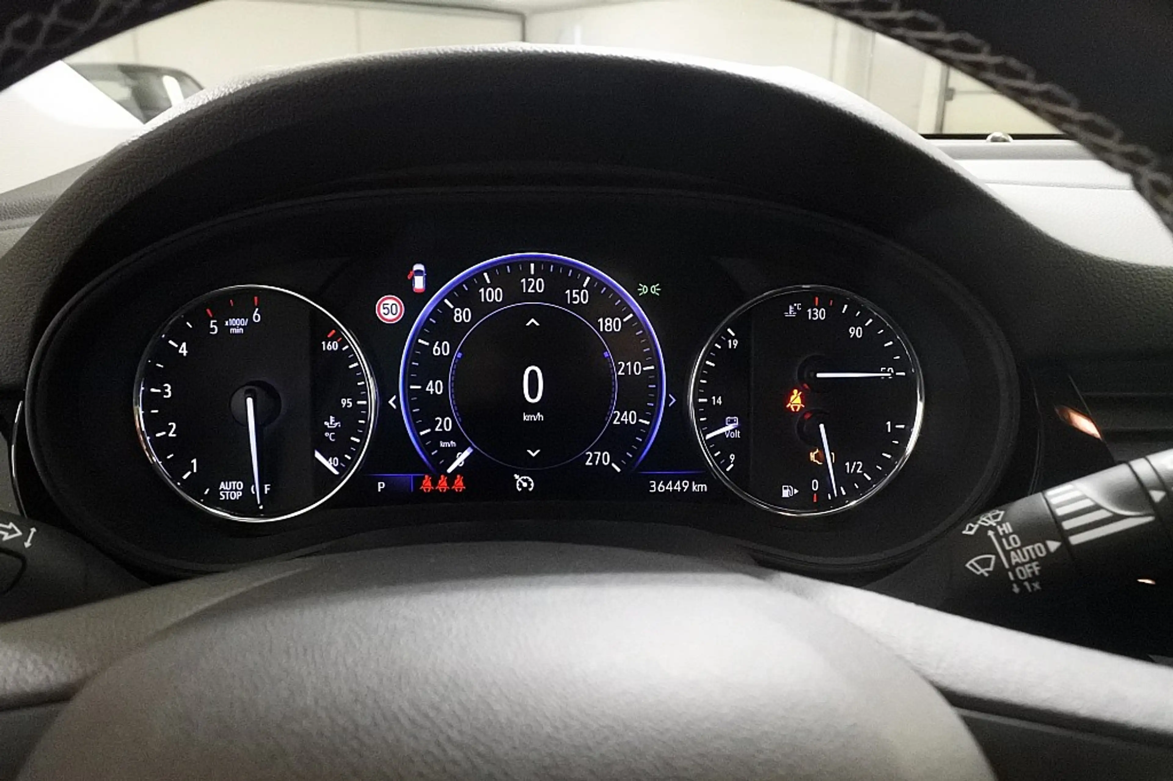 Opel Astra 1,5 CDTI Business Elegance Aut. — photo 11