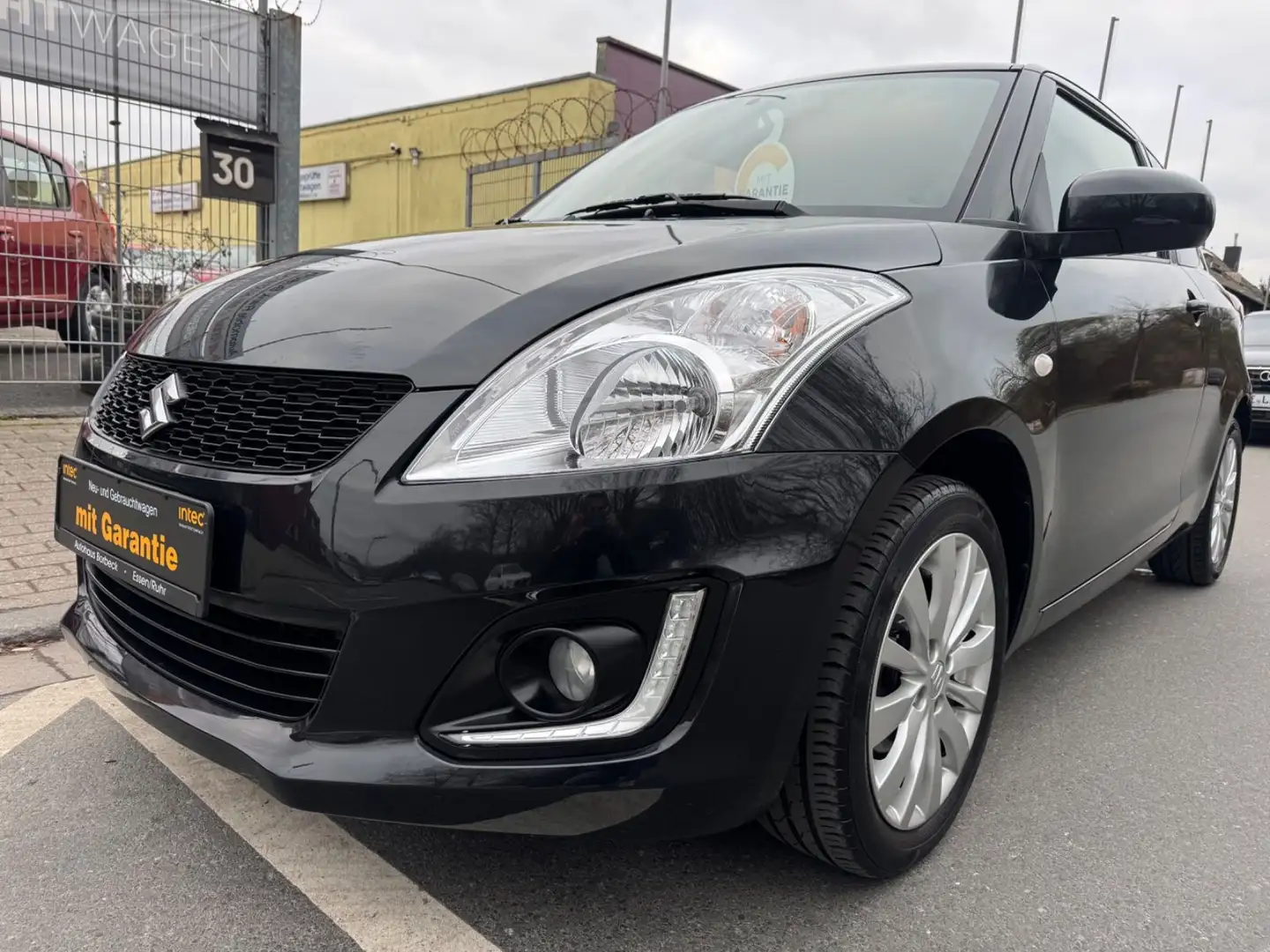 Suzuki Swift 1.2 Club Klima TÜV/Service Neu Garantie Noir - 1