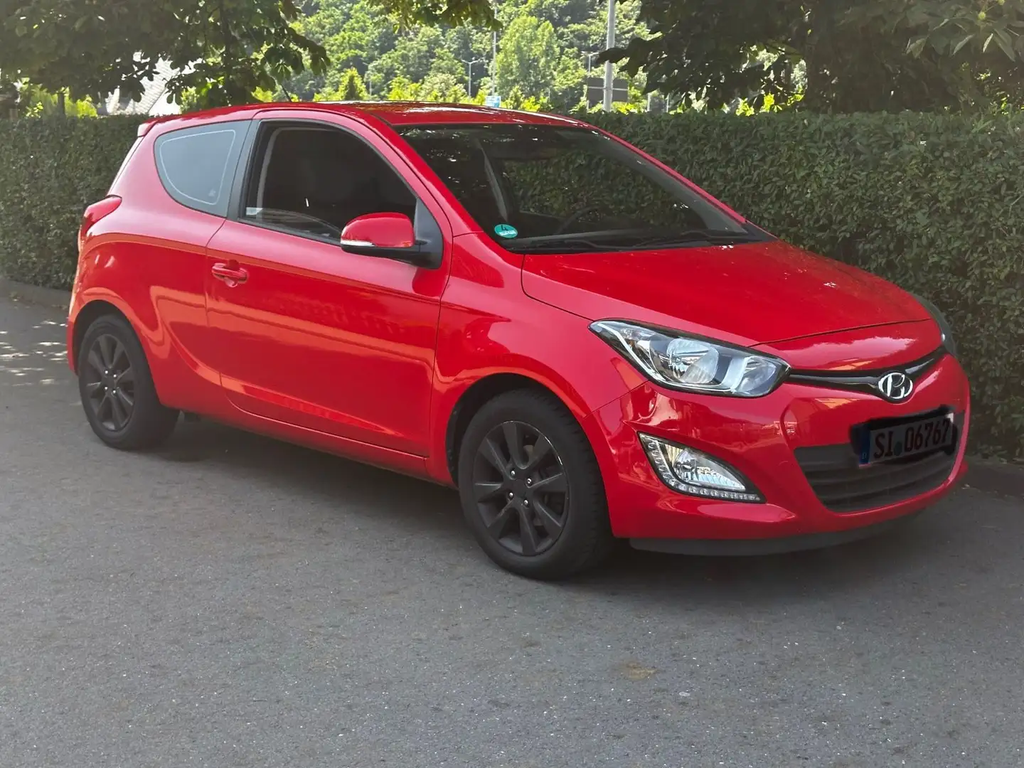 Hyundai i20 5 Star Edition.Tüv Neu.Sitz H.Klima.SR.WR Rot - 2