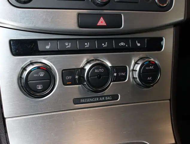 Volkswagen Passat view 19