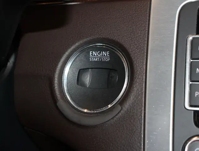 Volkswagen Passat view 21