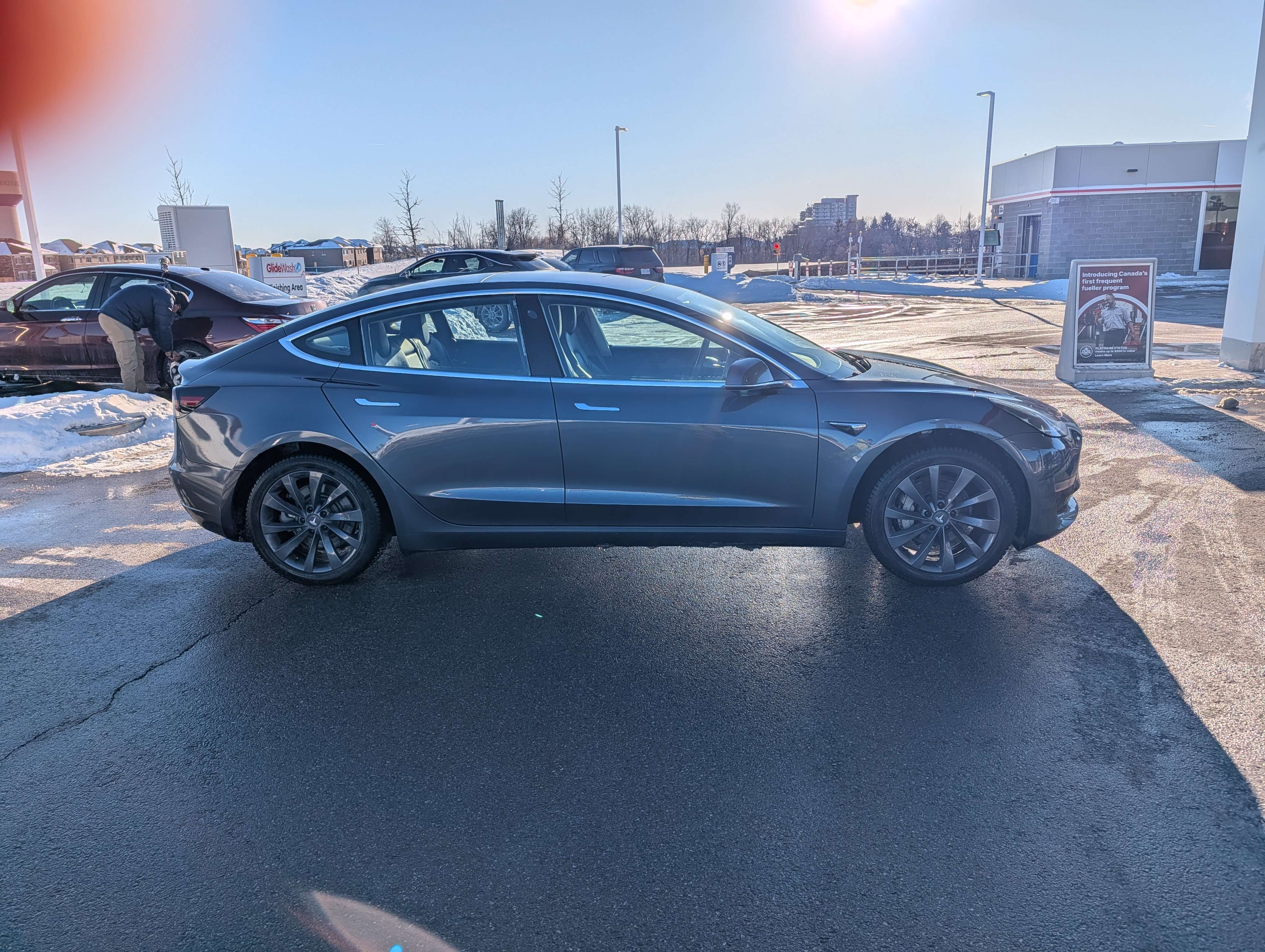 2018 Tesla Model 3 Model 3 Longrange rear wheel drive. thumb 21