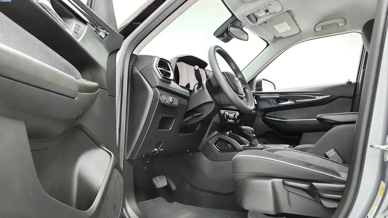 Chevrolet Trailblazer снимка Chevrolet Trailblazer