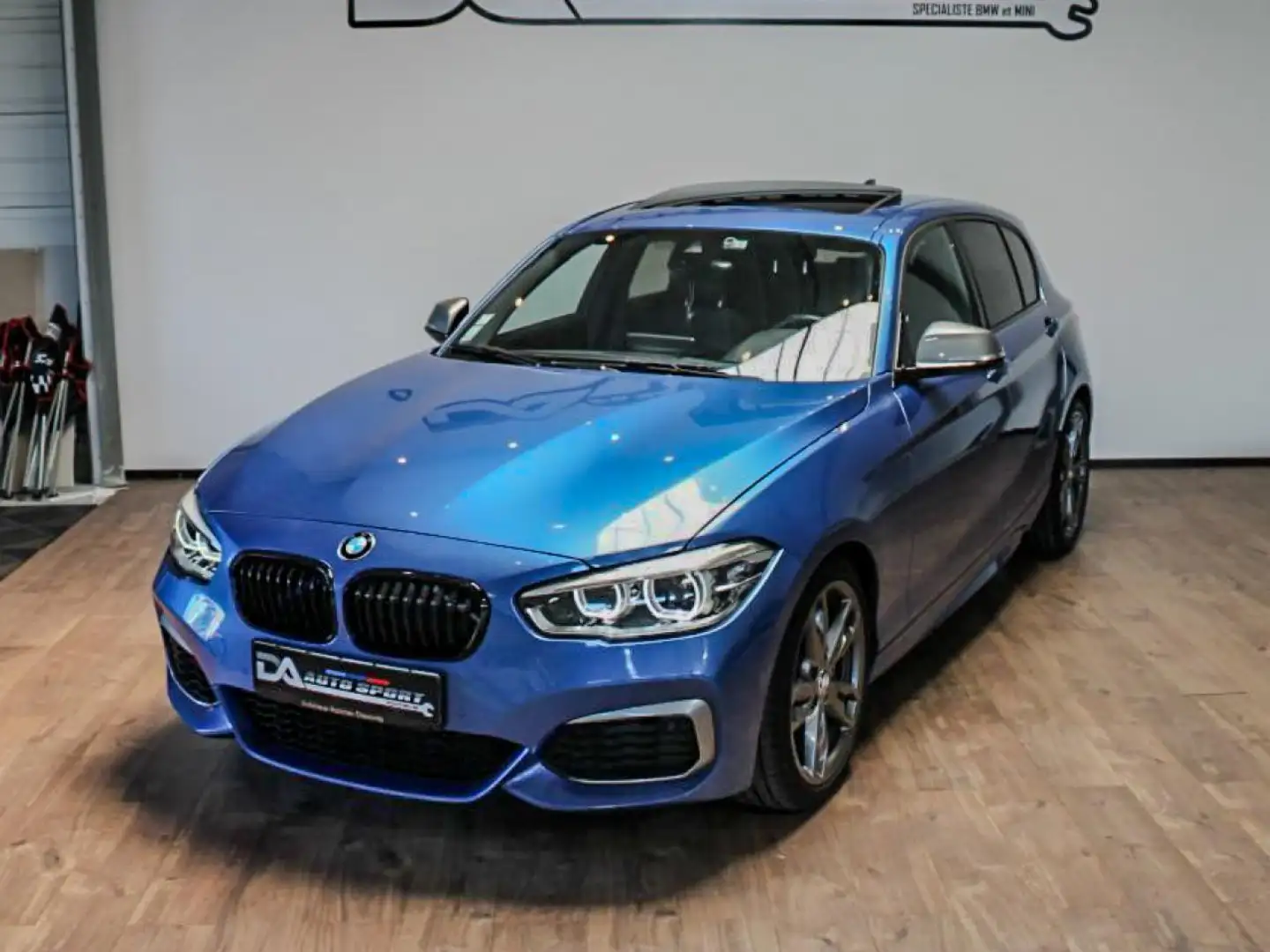 BMW 140 M140i  BERLINE F20 LCI M Performance PHASE 2 Bleu - 1