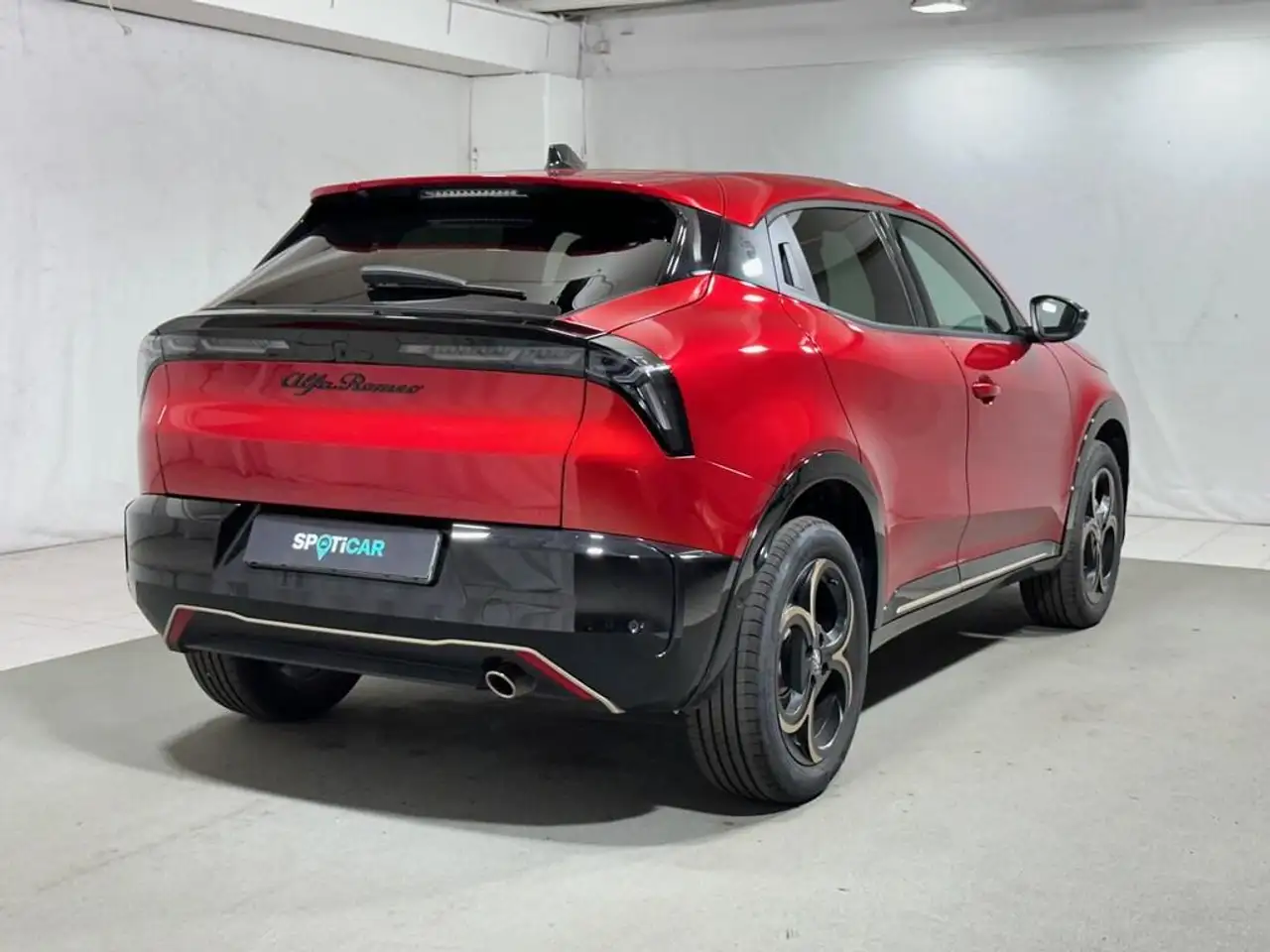 Alfa Romeo Junior 2025