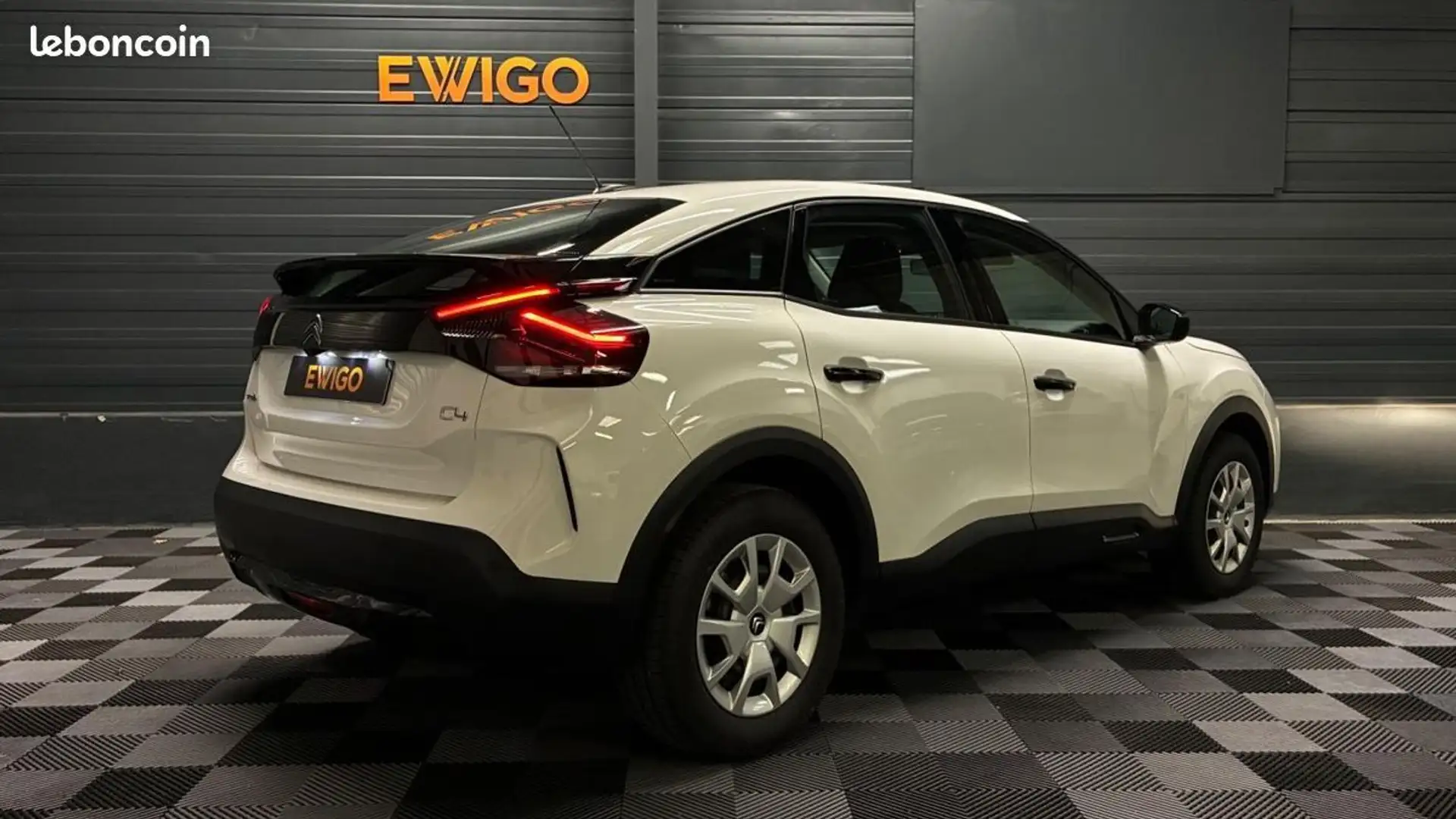 Citroen C4 Citroën 1.5 BLUEHDI 110 C-SERIES START-STOP Blanc - 2