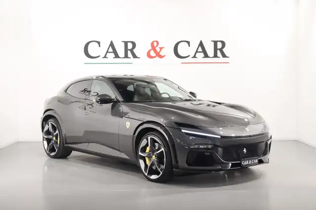 Ferrari Purosangue 6.5 V12