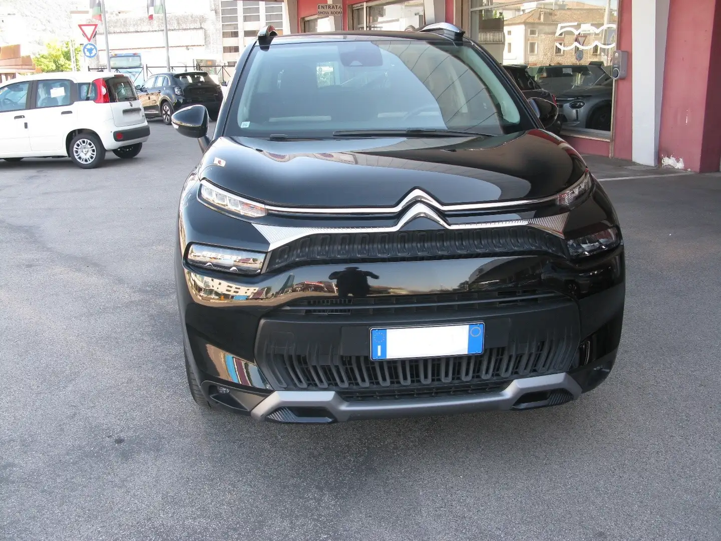 Citroen C3 Aircross C3 Aircross PureTech 130 S&S EAT6 Shine Zwart - 2