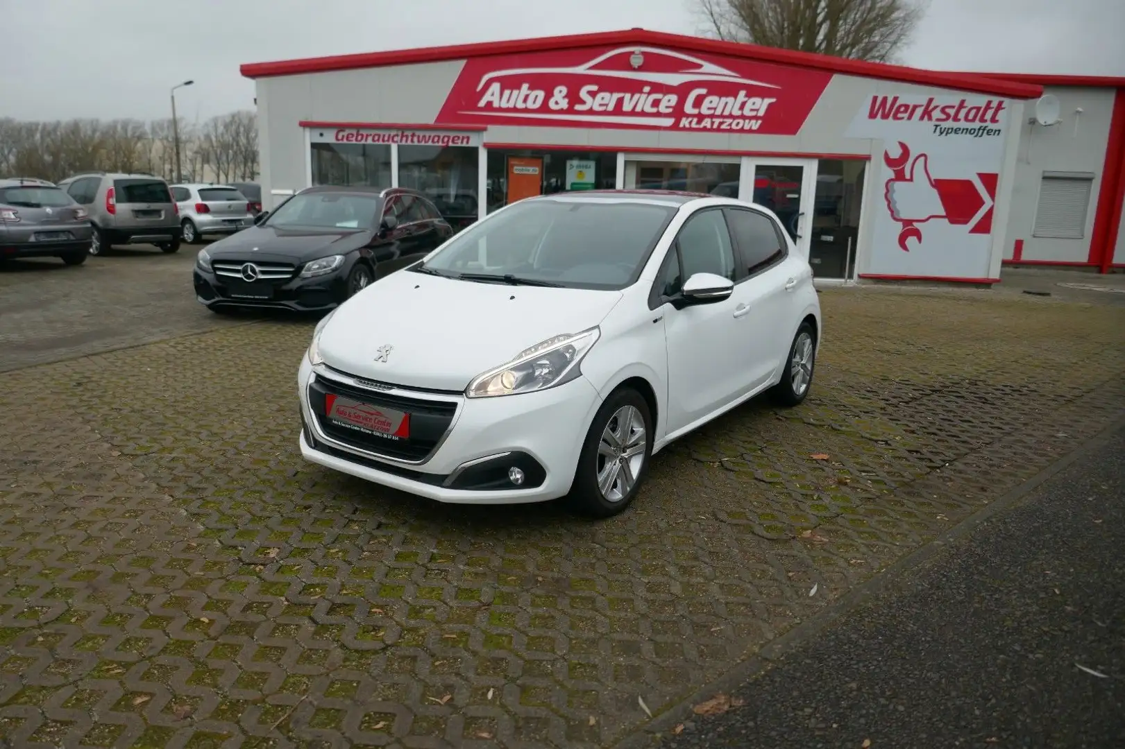 Peugeot 208 1.2 Style  PDC KLIMA  GANZJAHRESREIFEN Wit - 1