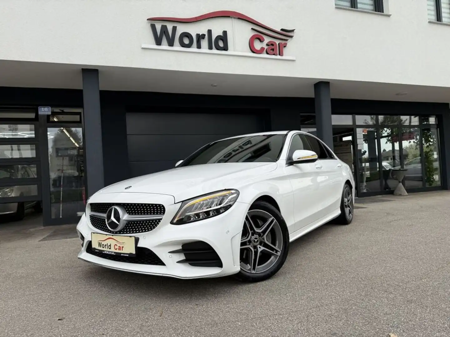 Mercedes-Benz Sonstige C200 d AMG-Paket Aut. LED/NAVI/18''/RFK Weiß - 1