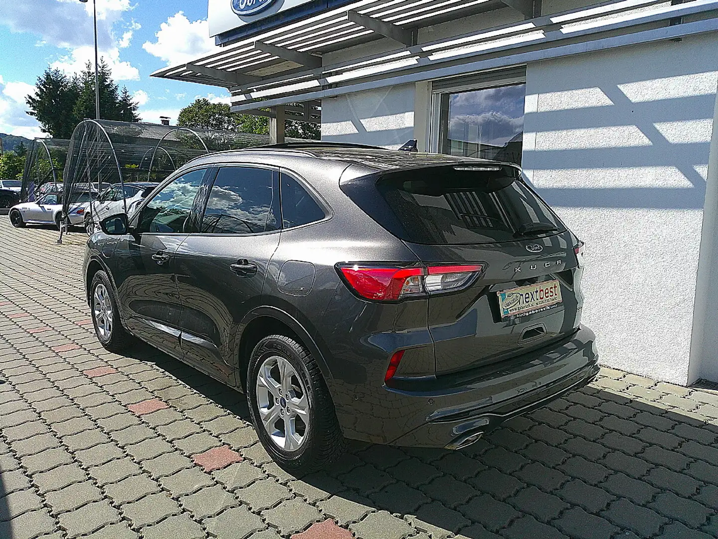 Ford Kuga 2,5 Duratec PHEV ST-Line X Aut. Grau - 2