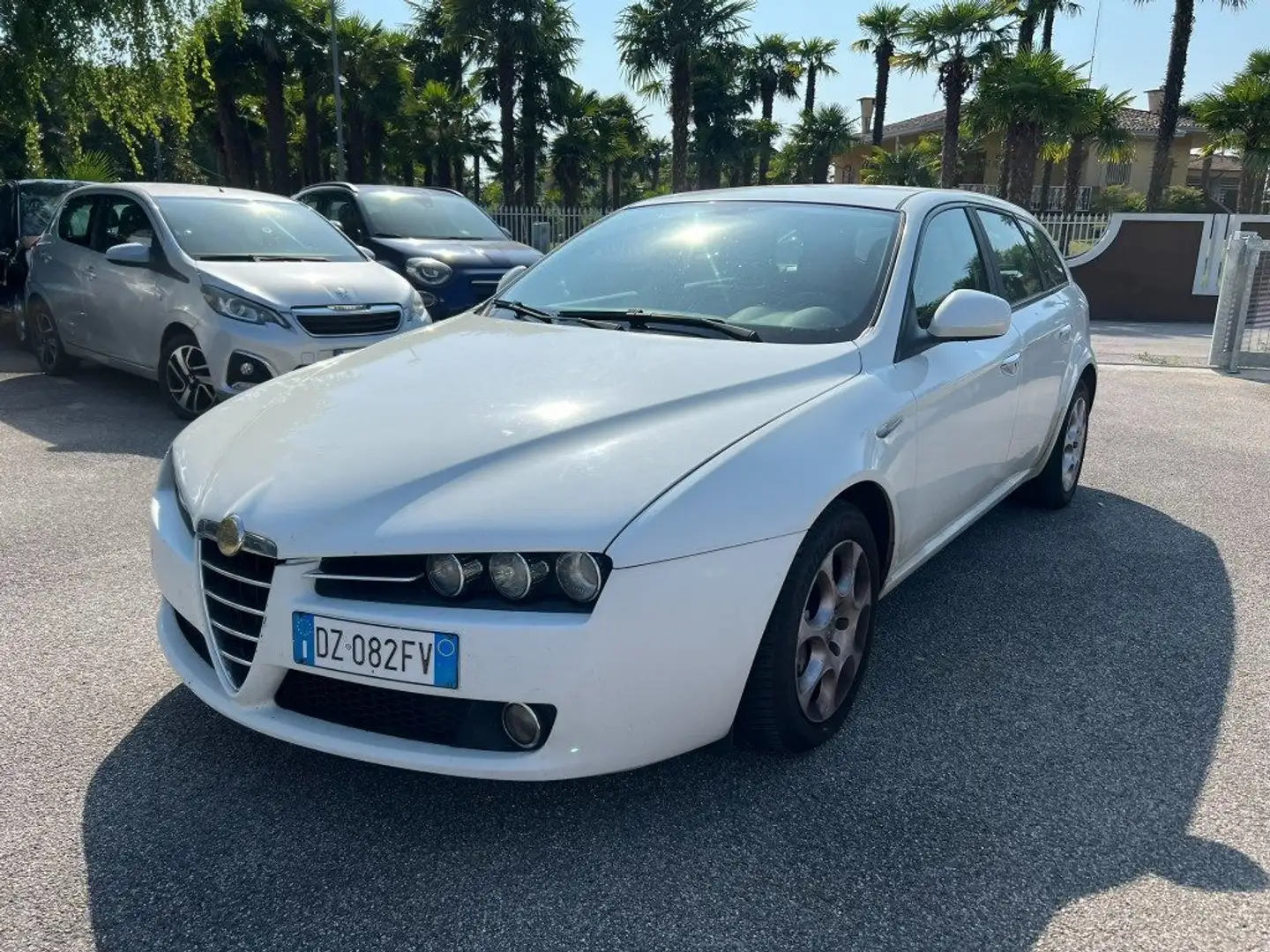 Alfa Romeo 159 2.0 JTDm Sportwagon Blanc - 1