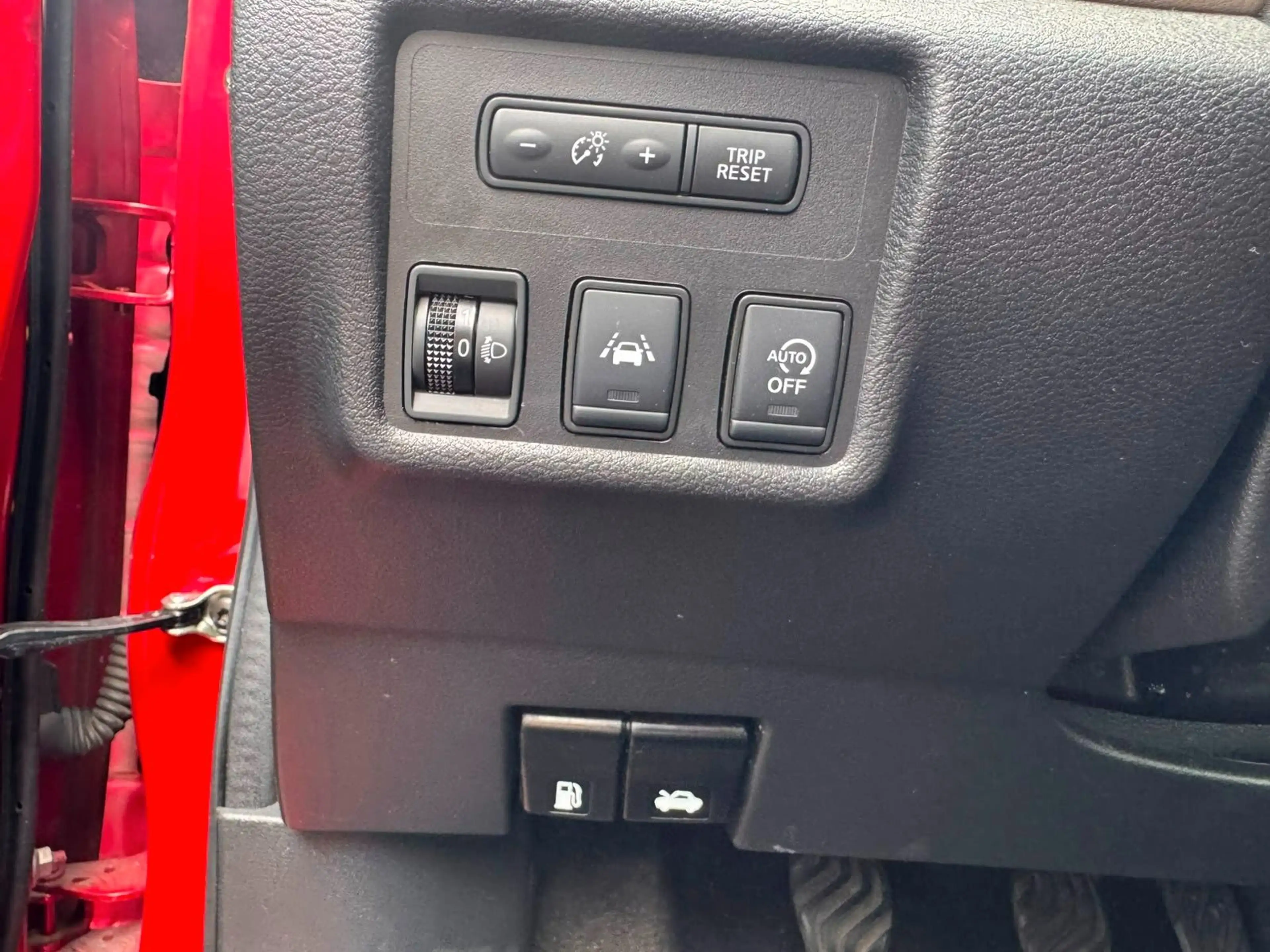 Nissan Micra 1.0 N-Way — photo 11