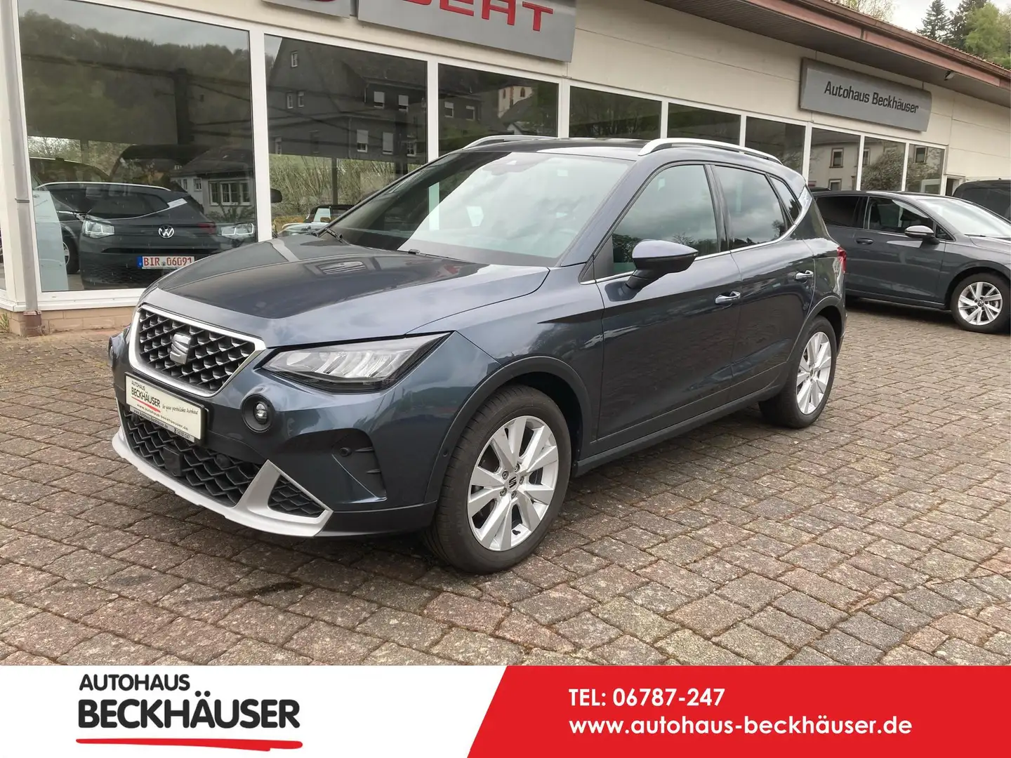 SEAT Arona Xperience 1,0TSI - LED-Scheinwerfer, App-Connec... Gris - 1