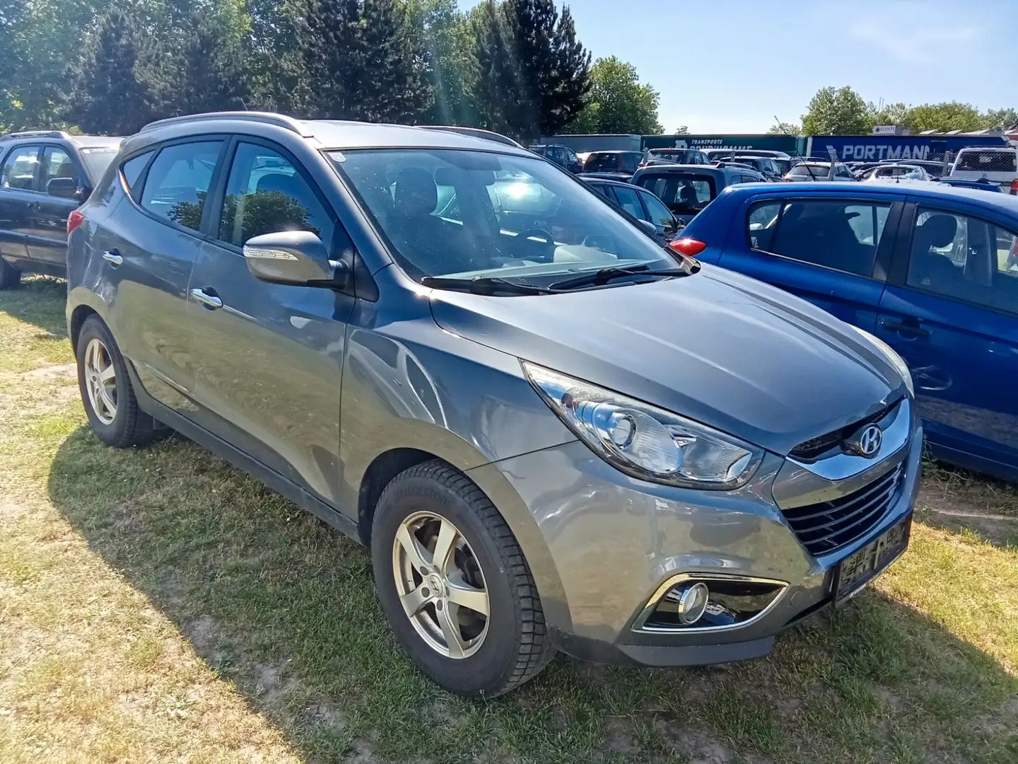 Hyundai iX35 Style 4WD Grau - 2