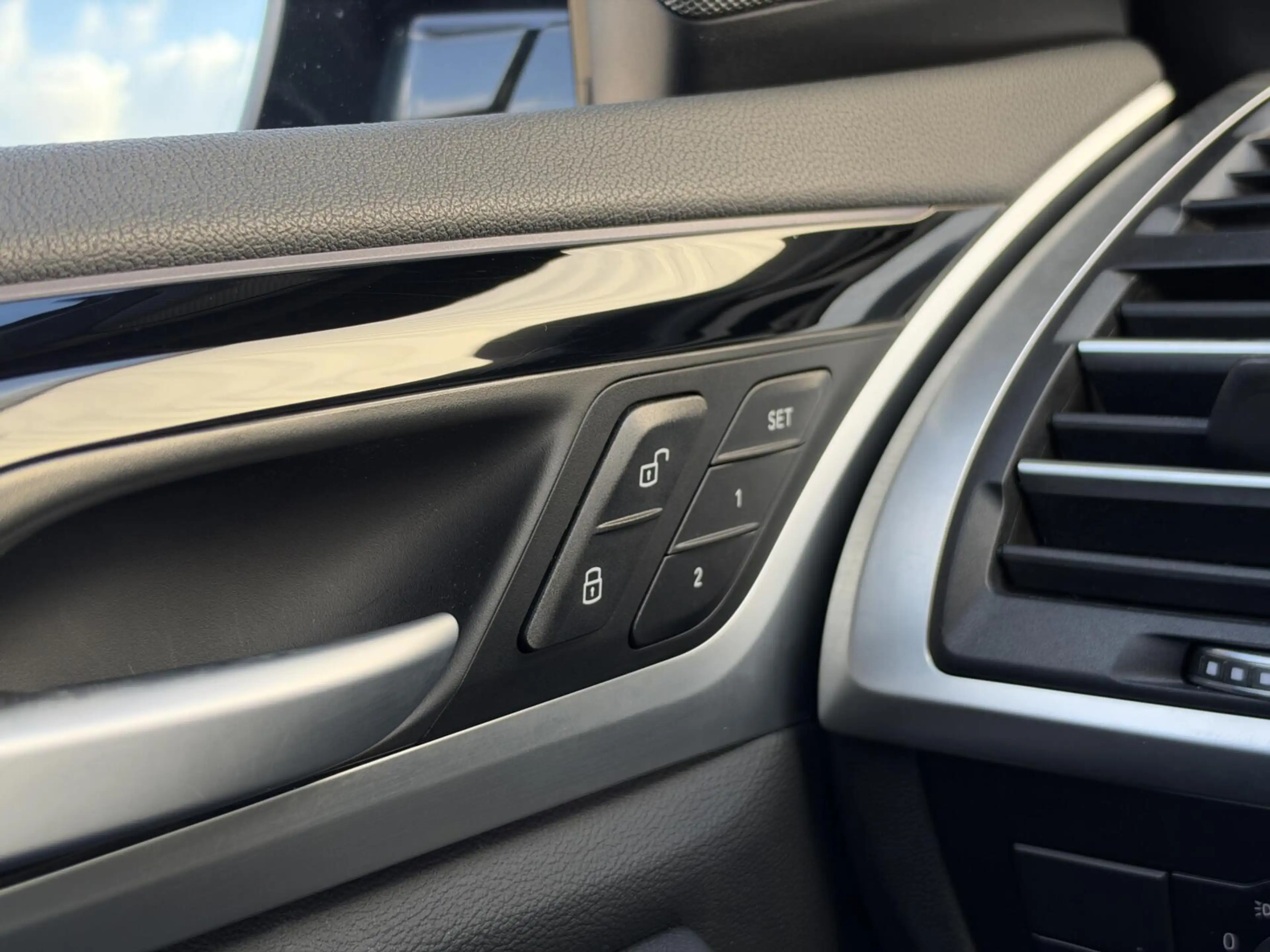 BMW iX3 High Executive 80 kWh|Trekhaak|Facelift|NL-Auto — photo 36