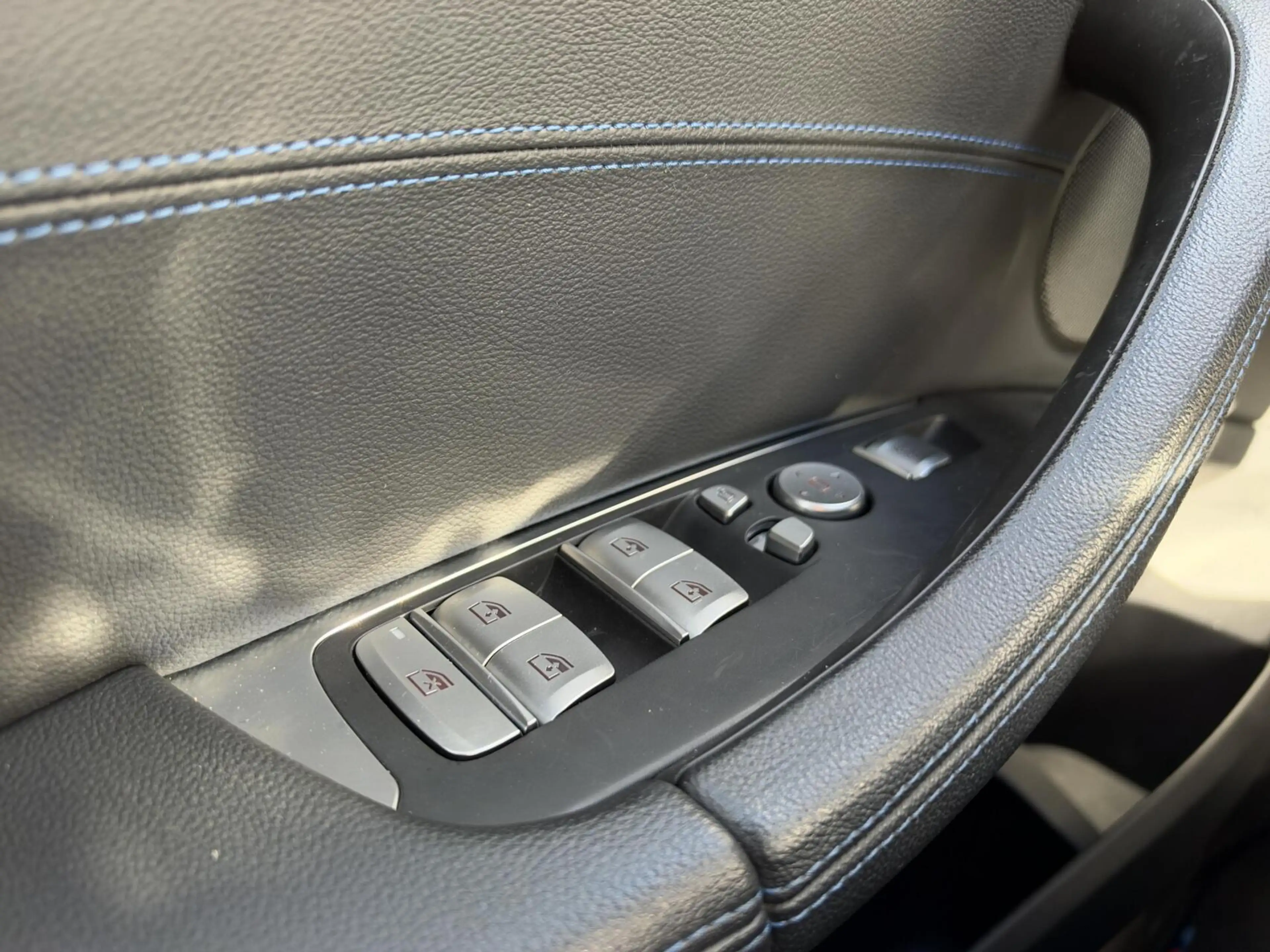 BMW iX3 High Executive 80 kWh|Trekhaak|Facelift|NL-Auto — photo 37