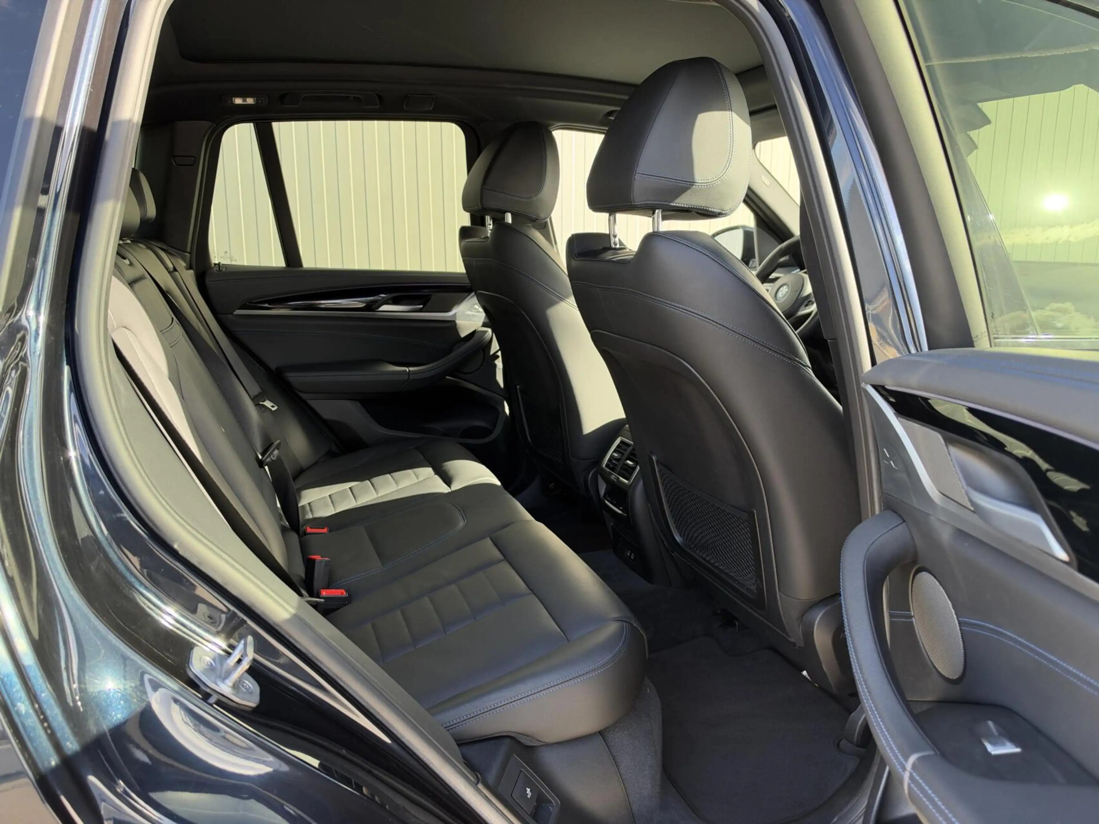 BMW iX3 High Executive 80 kWh|Trekhaak|Facelift|NL-Auto — photo 50