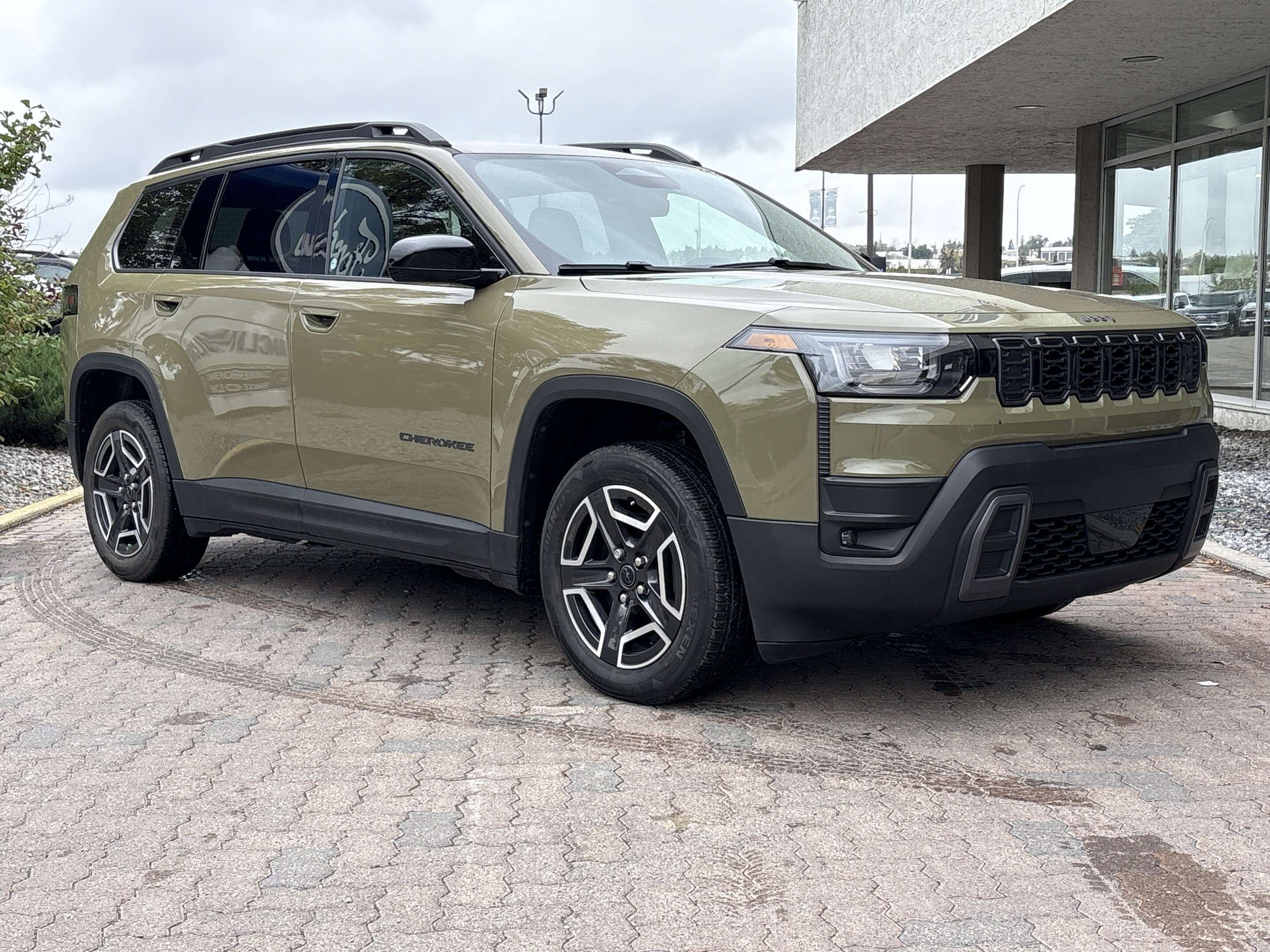 2026 Jeep Cherokee — photo 1