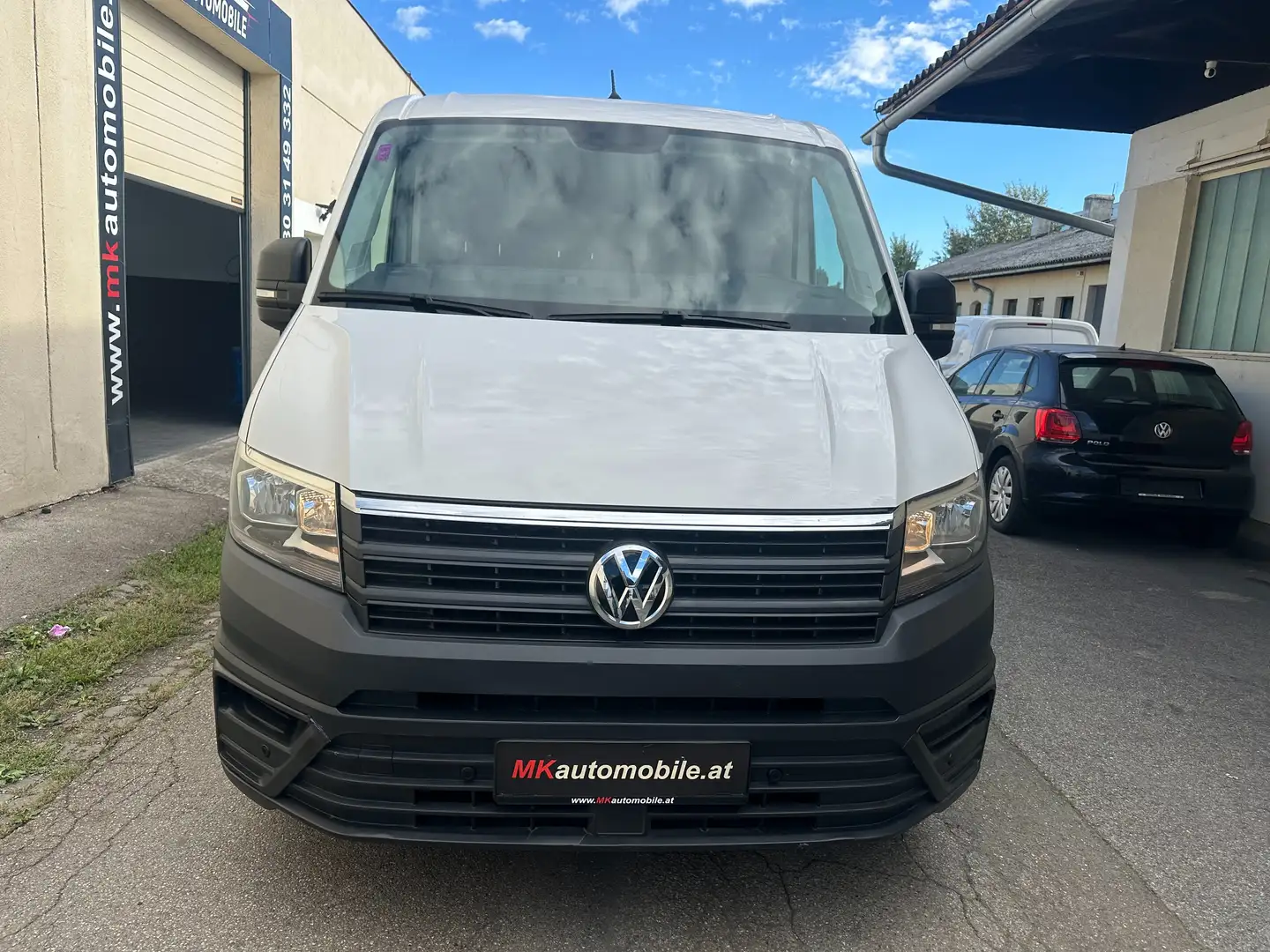Volkswagen Crafter Crafter 30 Kasten MR L3H2 2,0-I-TDI Entry Weiß - 2