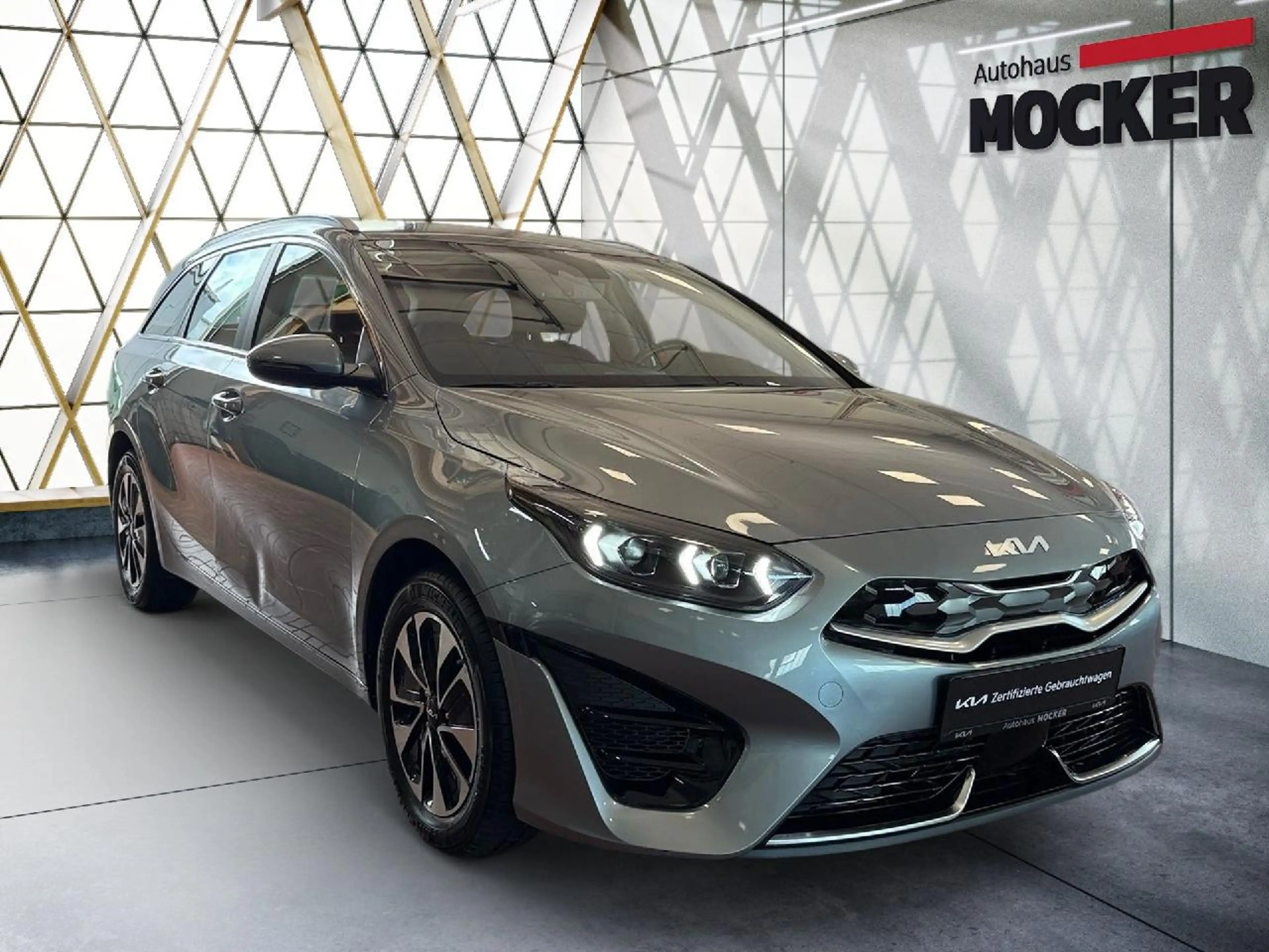Kia Ceed SW / cee'd SW Plug-in Hybrid Spirit — photo 5