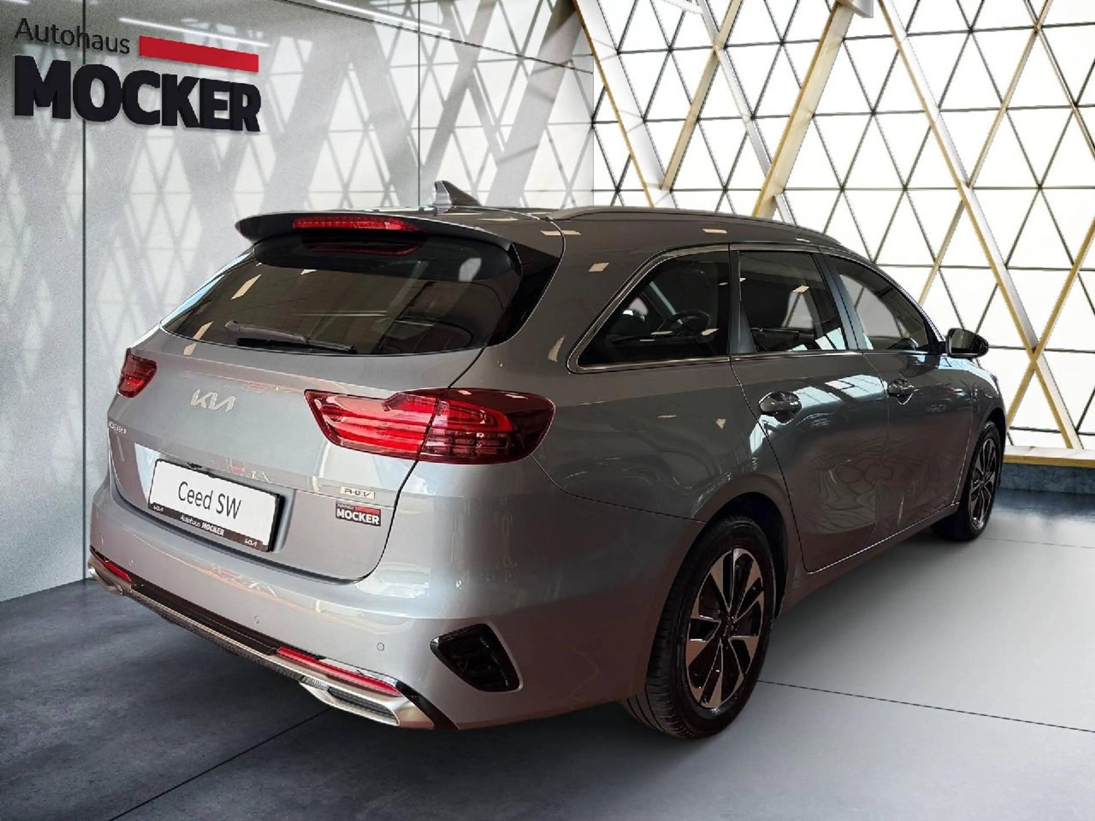 Kia Ceed SW / cee'd SW Plug-in Hybrid Spirit — photo 6