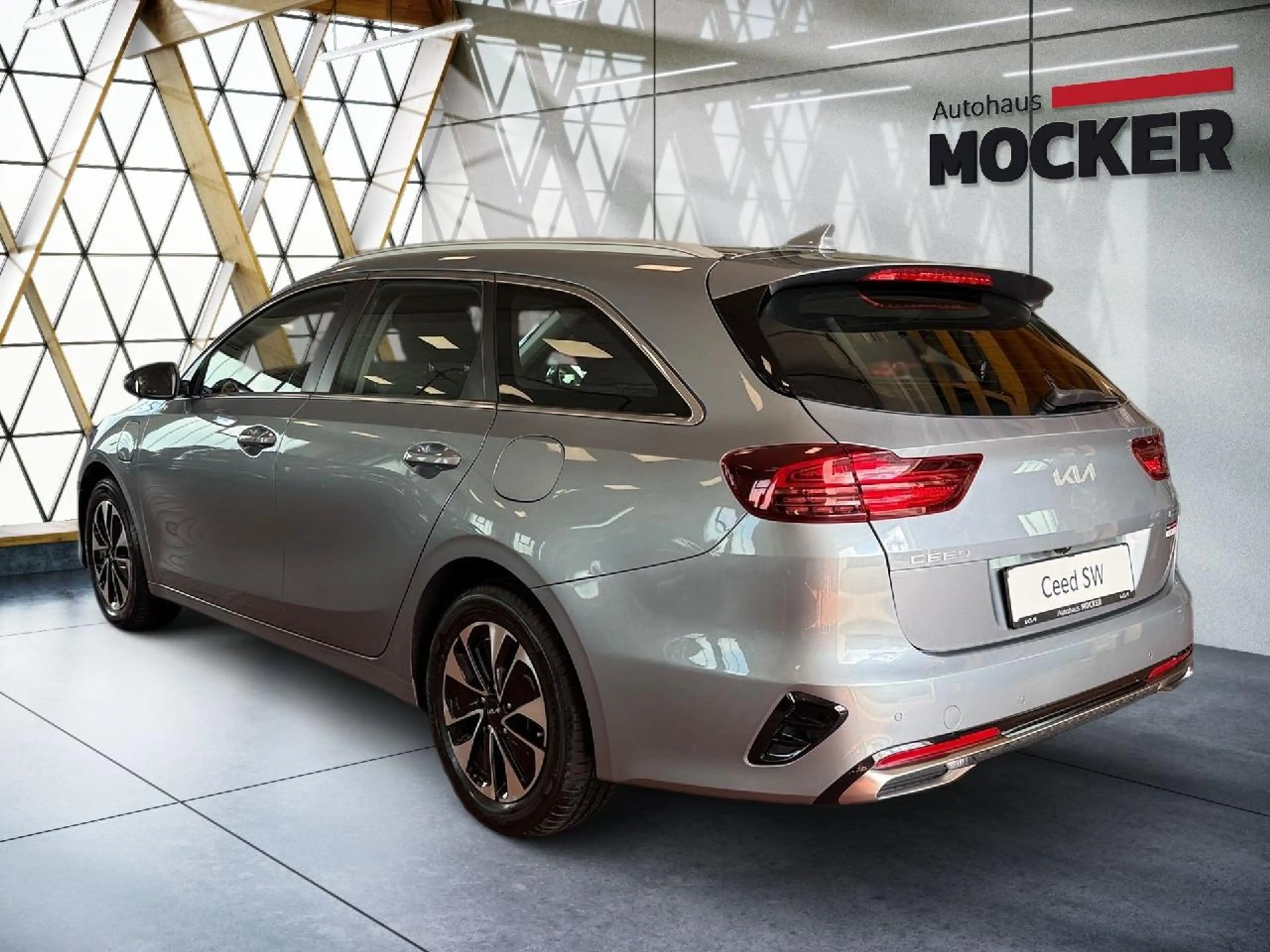 Kia Ceed SW / cee'd SW Plug-in Hybrid Spirit — photo 7