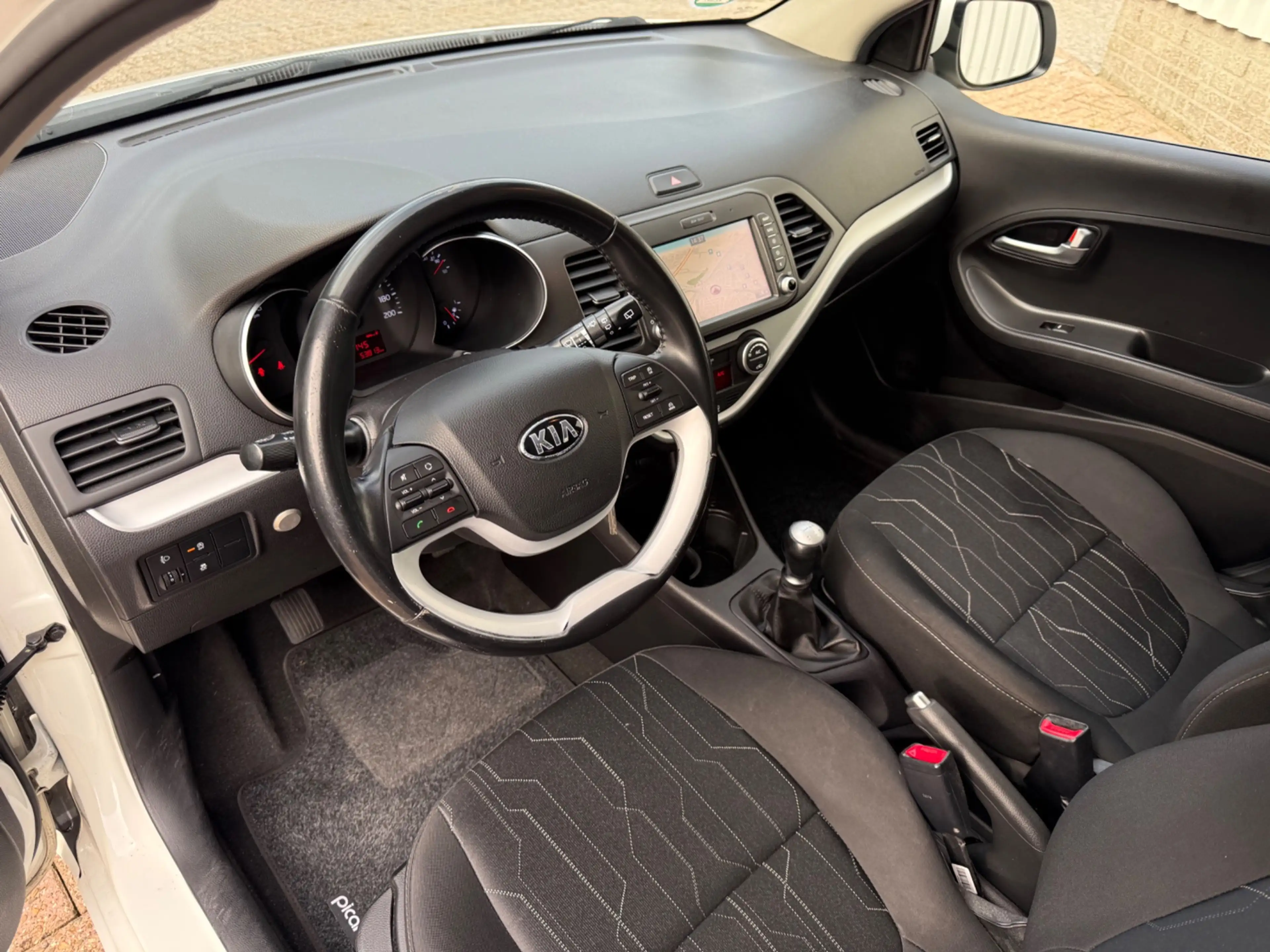 Kia Picanto 1.0 CVVT ComfortPlusLine Navigator, Navi, Camera, — photo 2