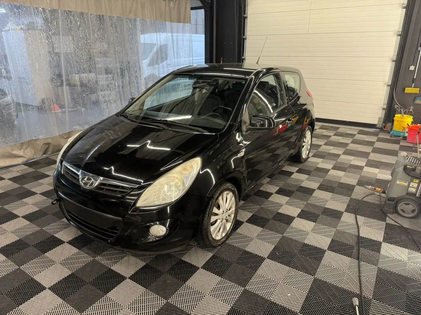 Hyundai i20 1.4 CRDi START NIET/NE DEMARRE PAS bj. 2010 Noir - 2