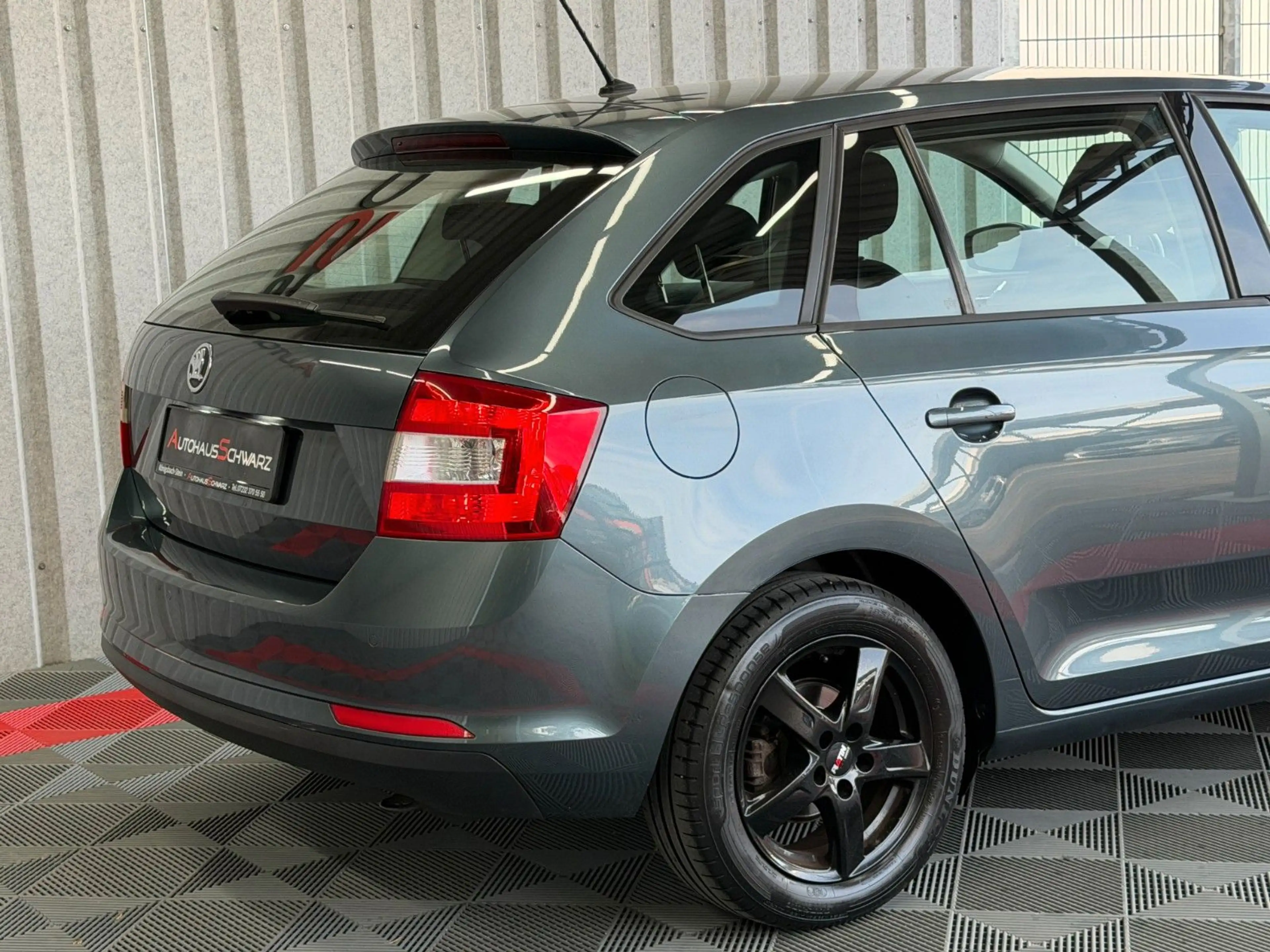 Skoda Rapid/Spaceback Ambition Aut. Tempo Klima SHZ PDC — photo 11