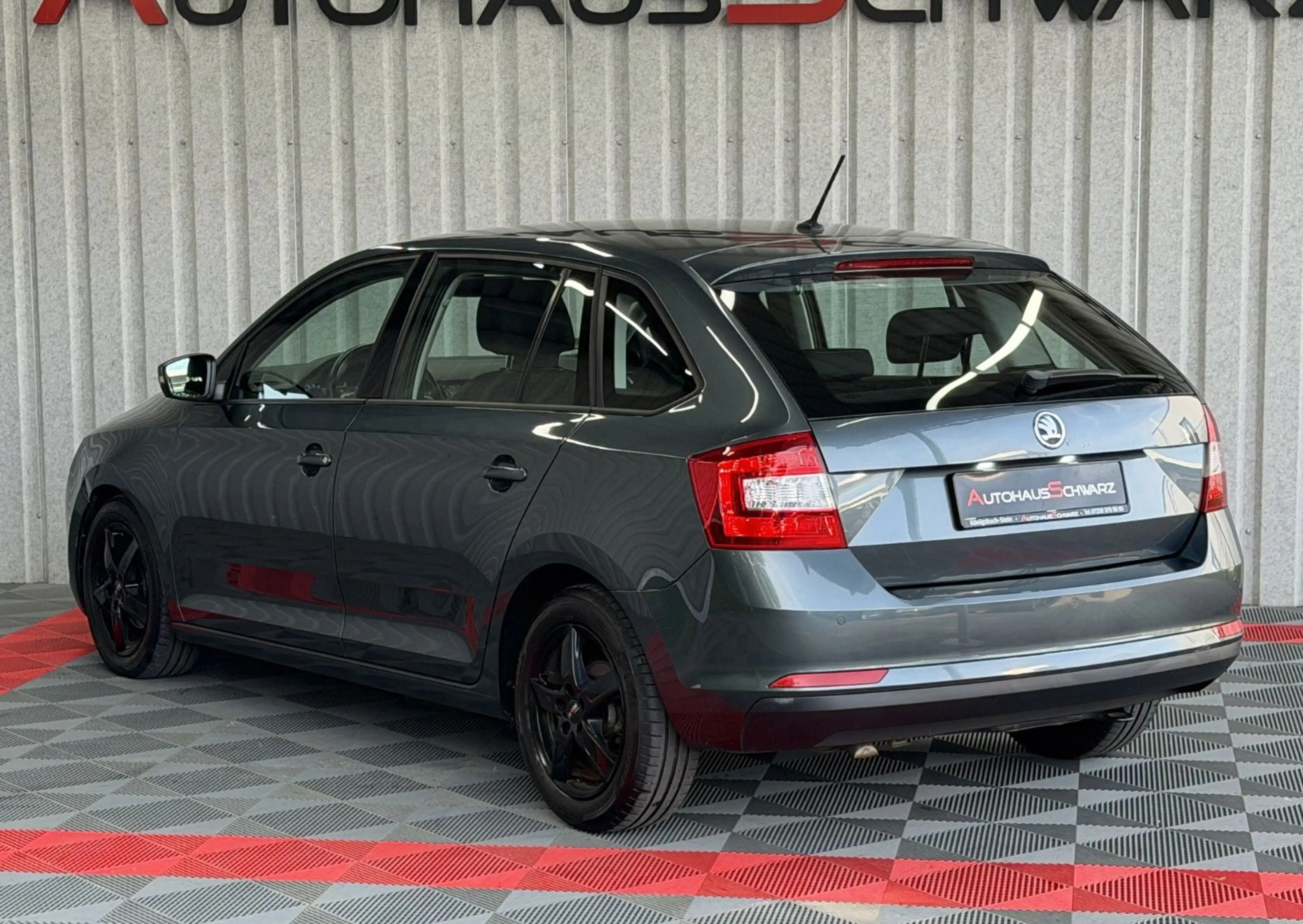 Skoda Rapid/Spaceback Ambition Aut. Tempo Klima SHZ PDC — photo 5