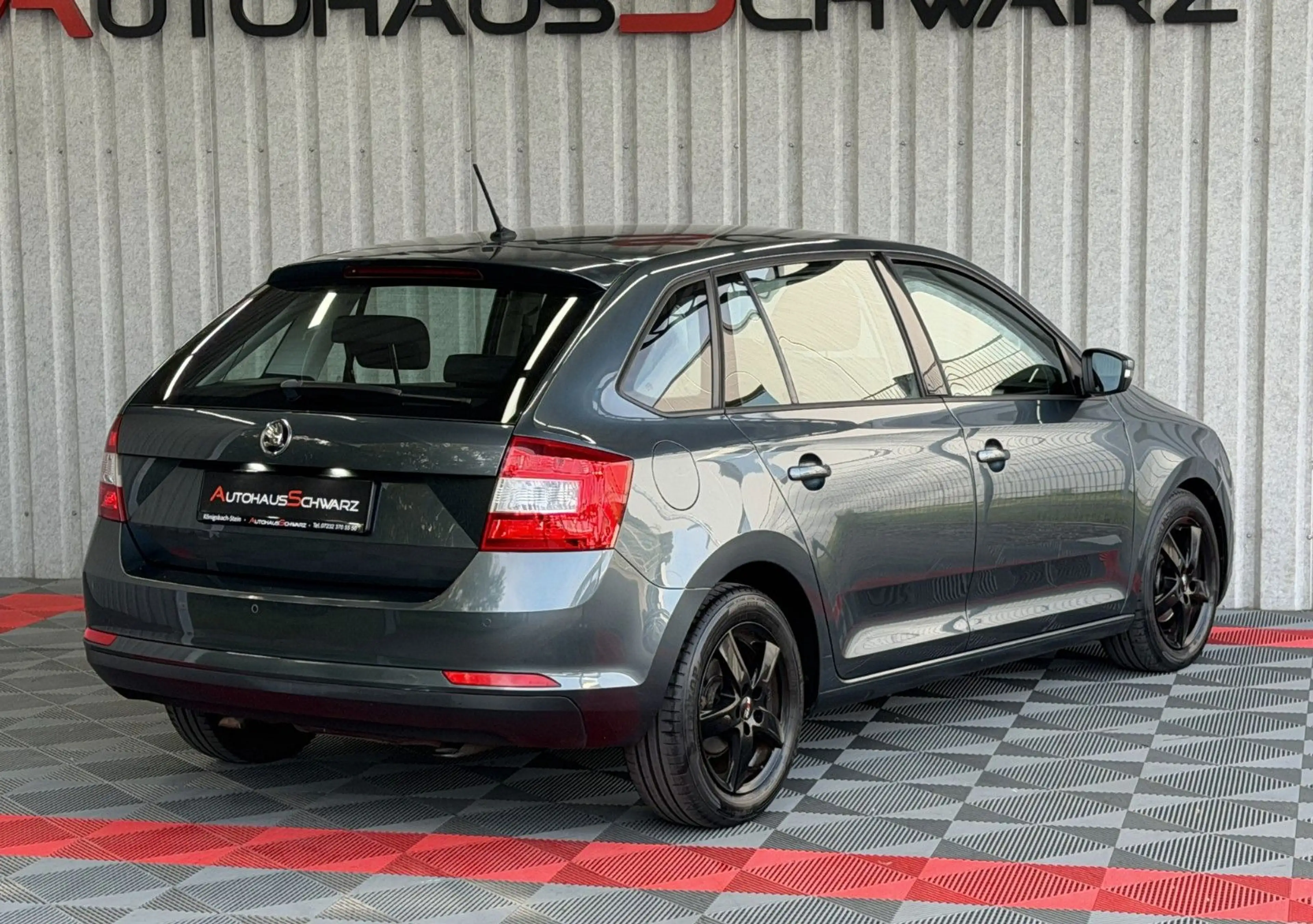 Skoda Rapid/Spaceback Ambition Aut. Tempo Klima SHZ PDC — photo 7
