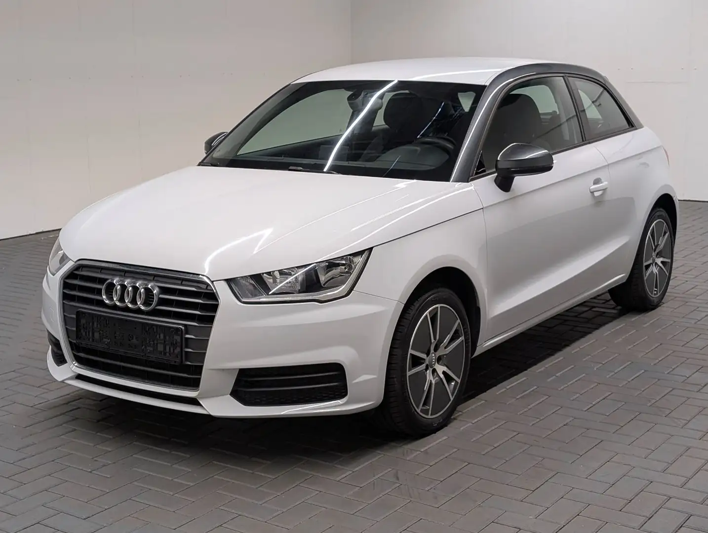Audi A1 TFSI ultra Klimaautom./Radio-CD/SHZ/16 LM Weiß - 1