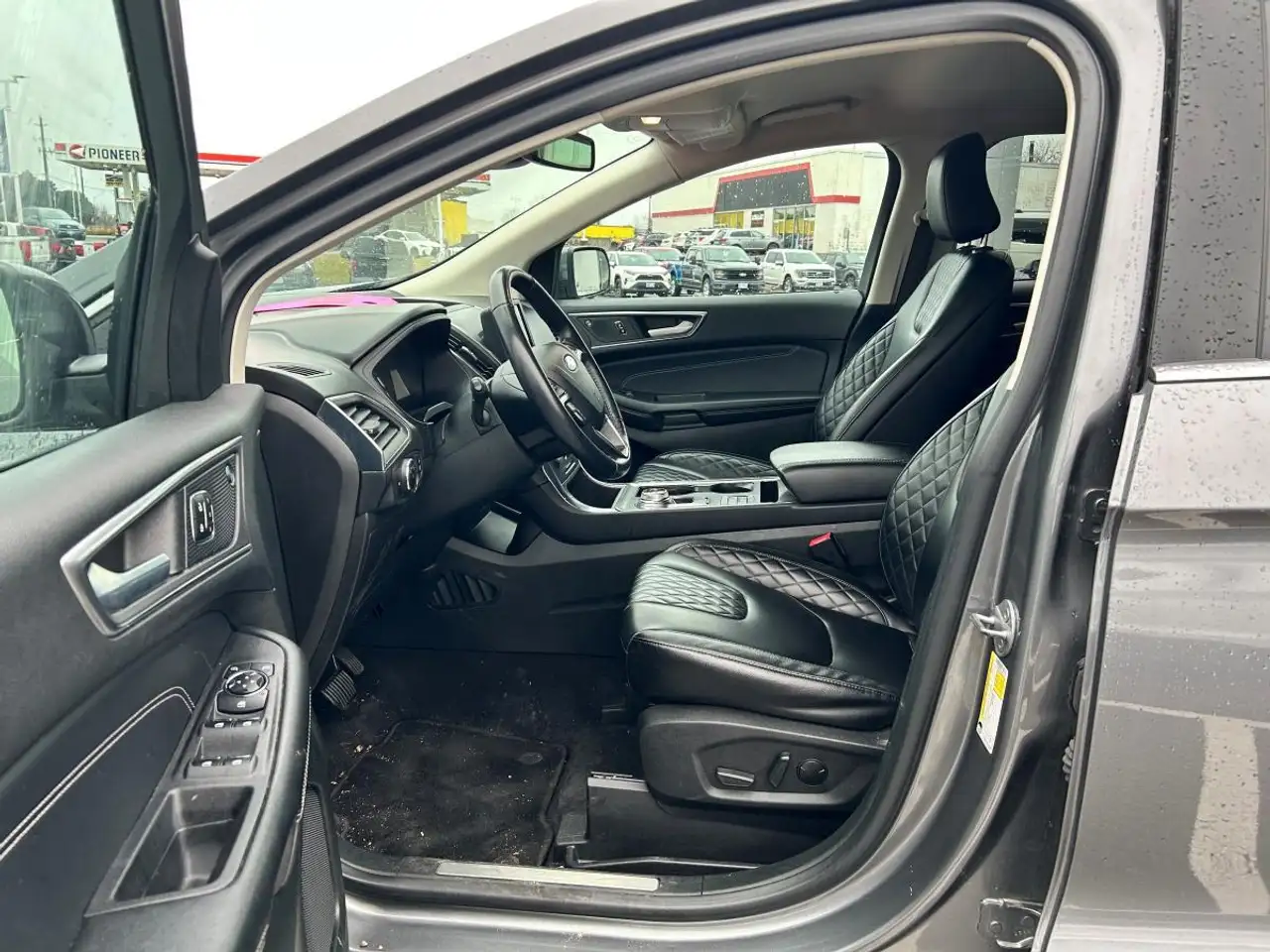 Ford Edge снимка Ford Edge
