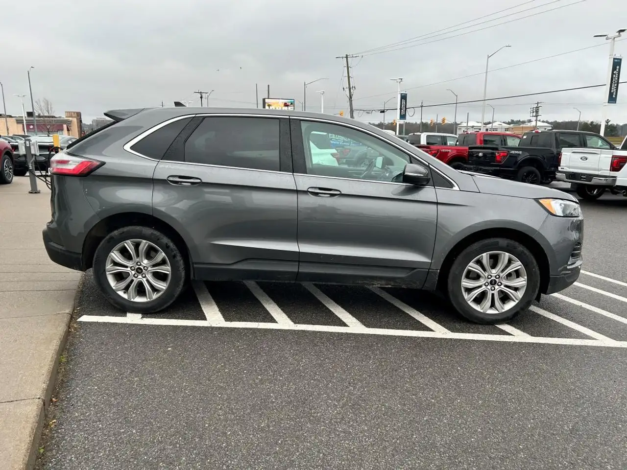 Ford Edge снимка Ford Edge