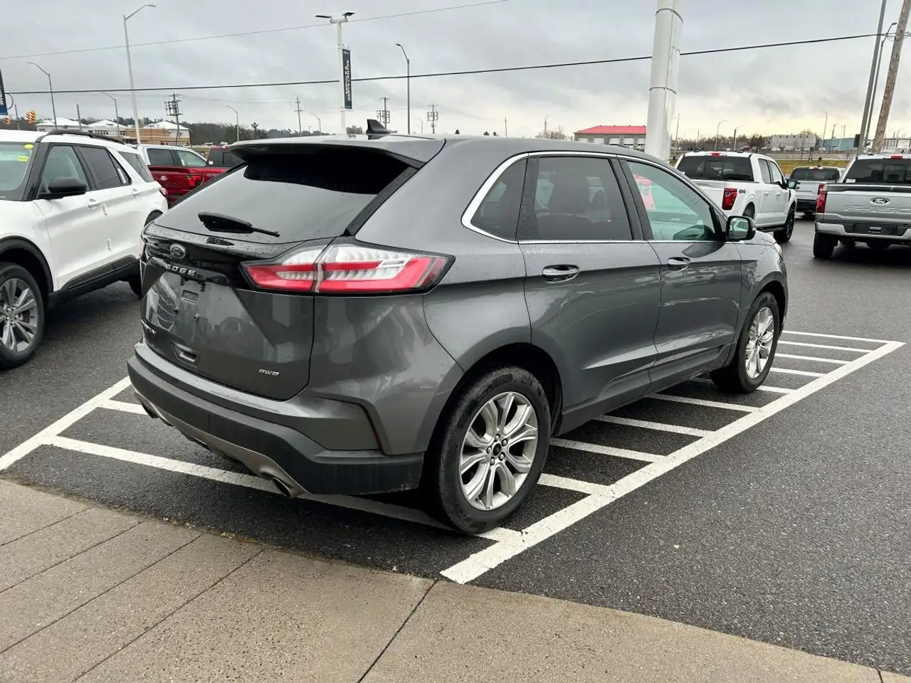 Ford Edge снимка Ford Edge
