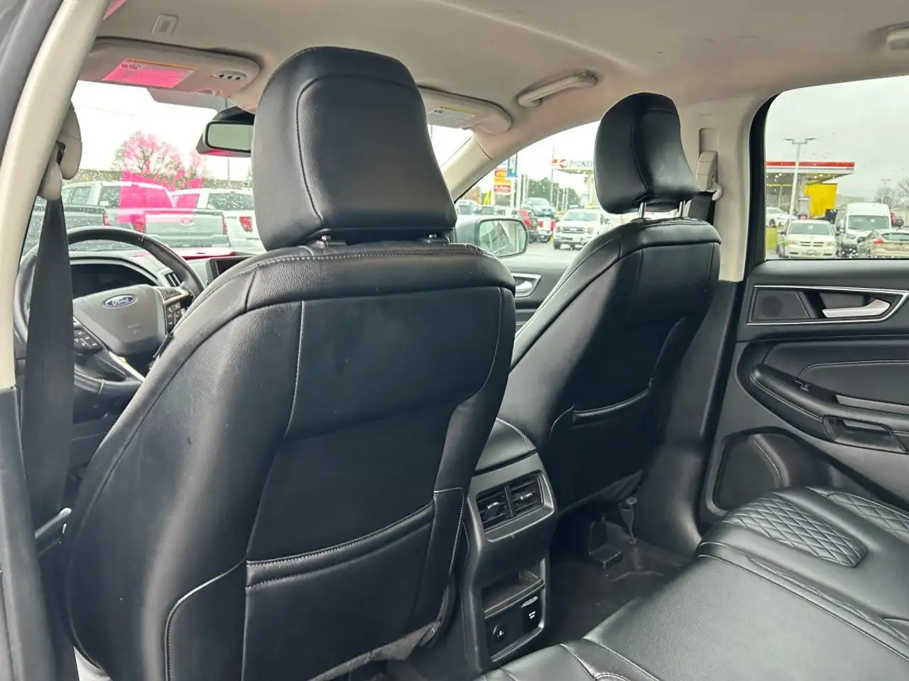 Ford Edge снимка Ford Edge