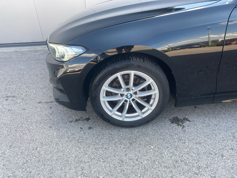 BMW 318 iA*Widescreen*DAB*Tempo*Sitzh*PDC*Navi.... — photo 3