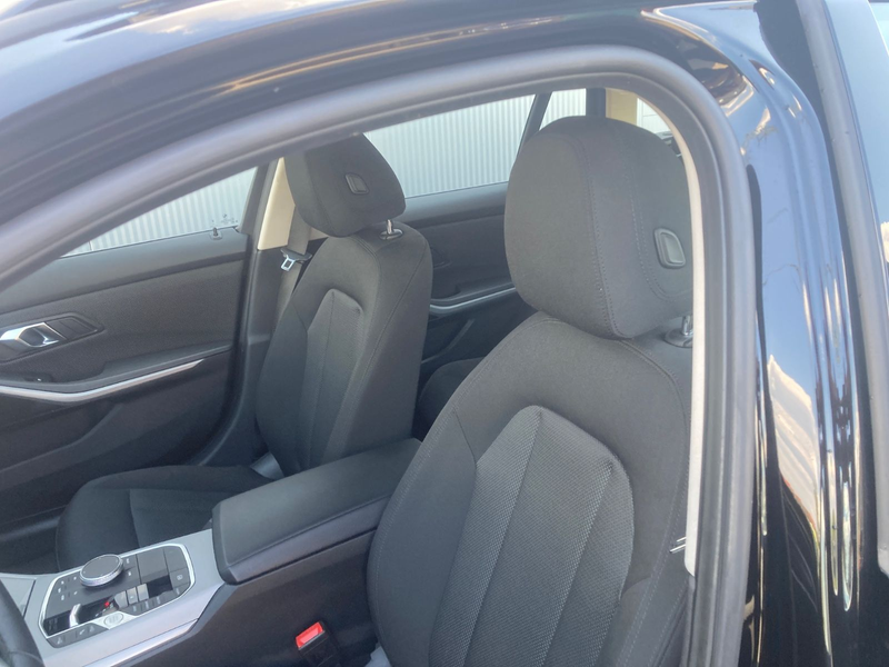 BMW 318 iA*Widescreen*DAB*Tempo*Sitzh*PDC*Navi.... — photo 12