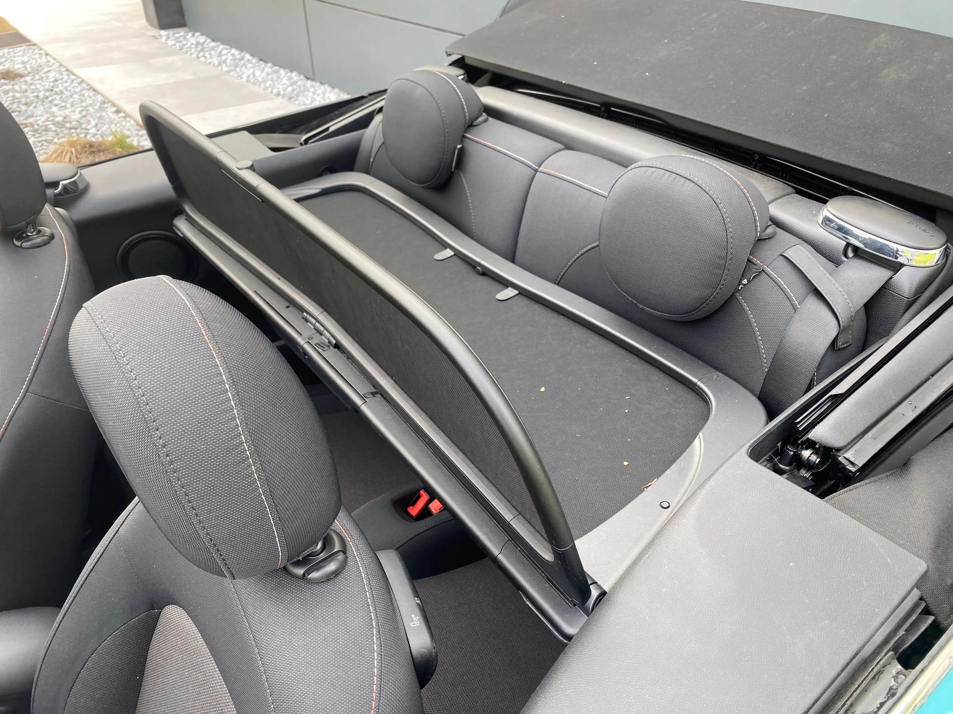 MINI One Cabrio Mini Cabriolet 1.5 One OPF (EU6d-TEMP) — photo 11