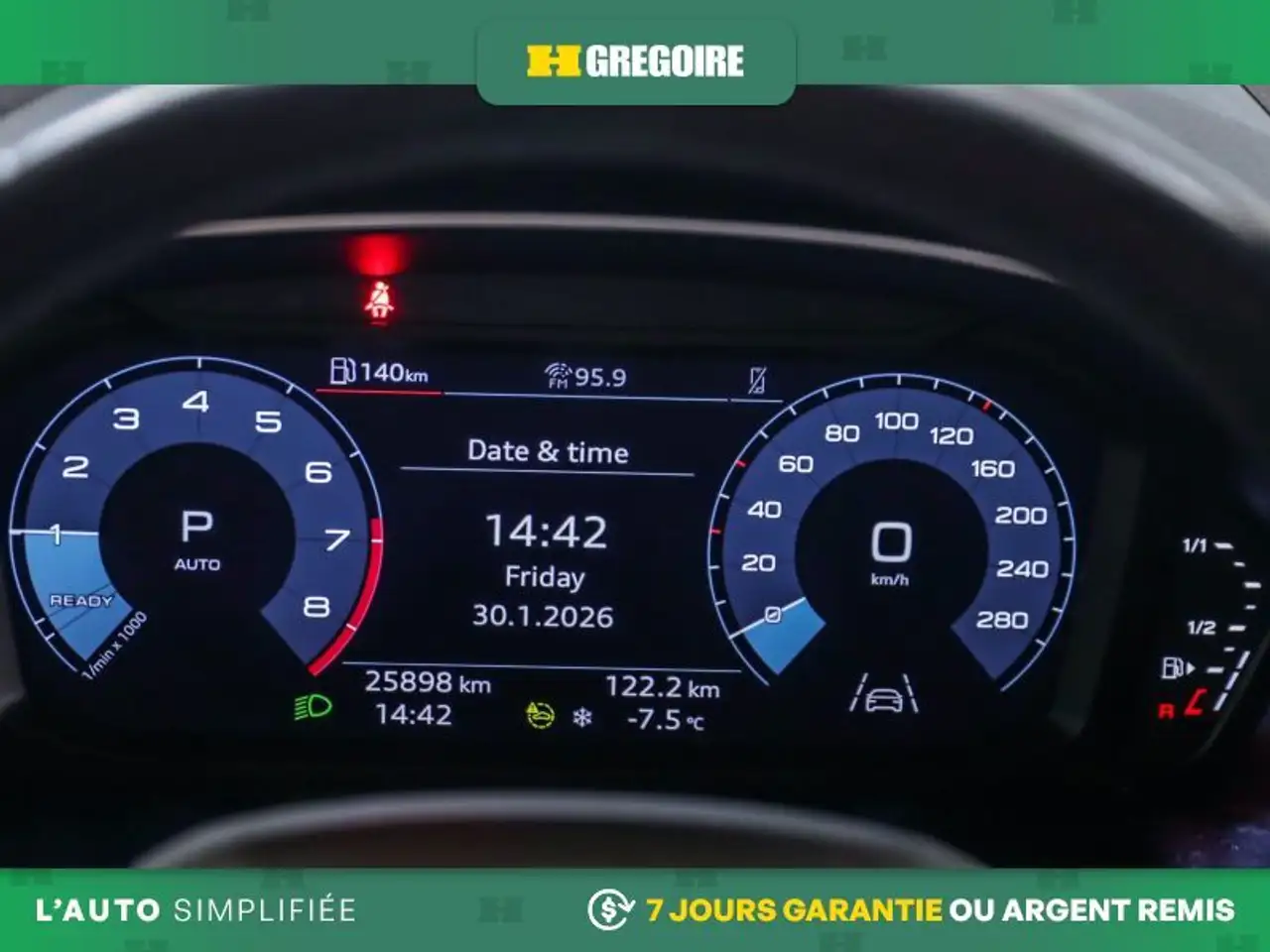 Audi Q3 снимка Audi Q3